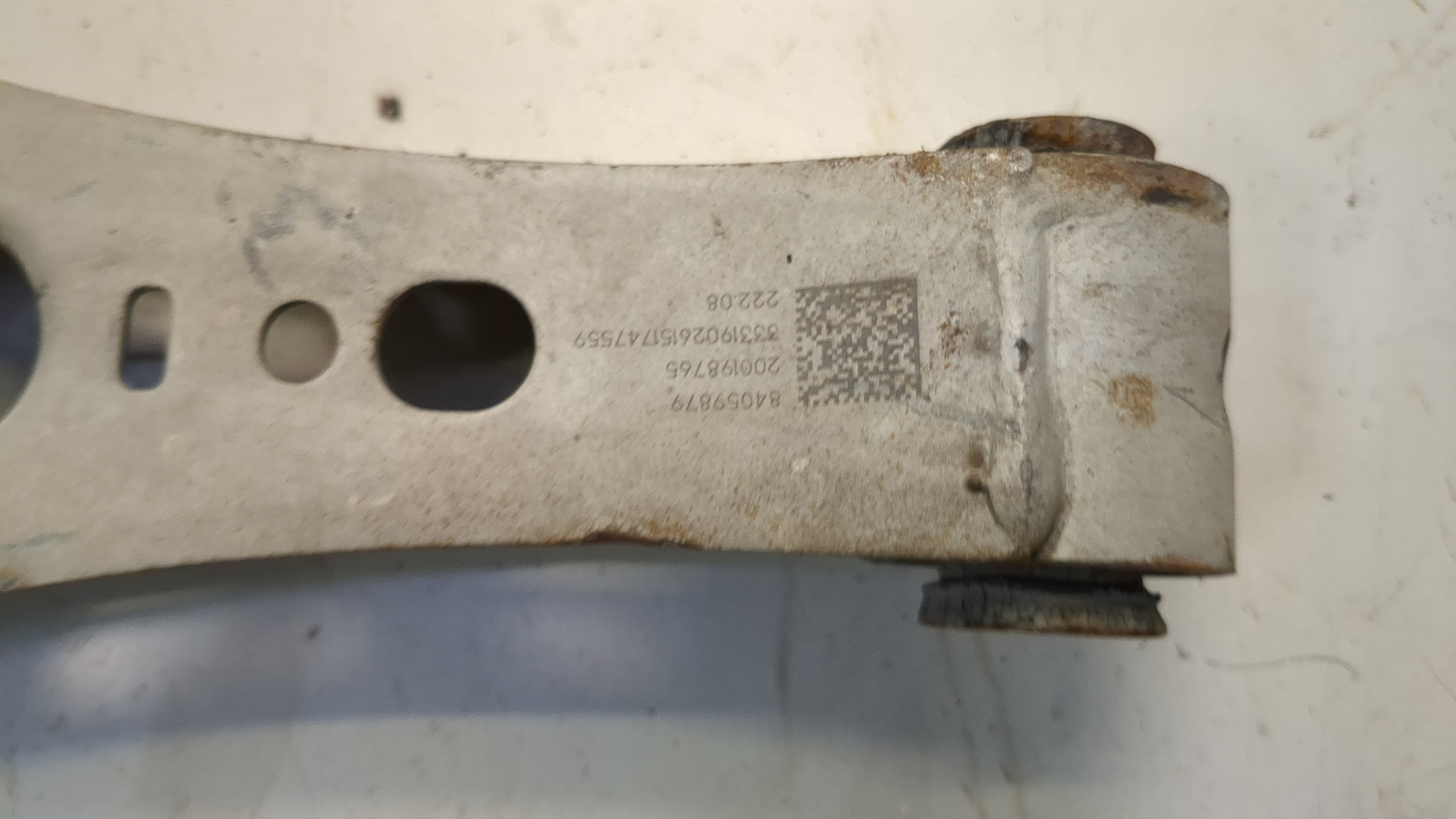 Рычаг задний