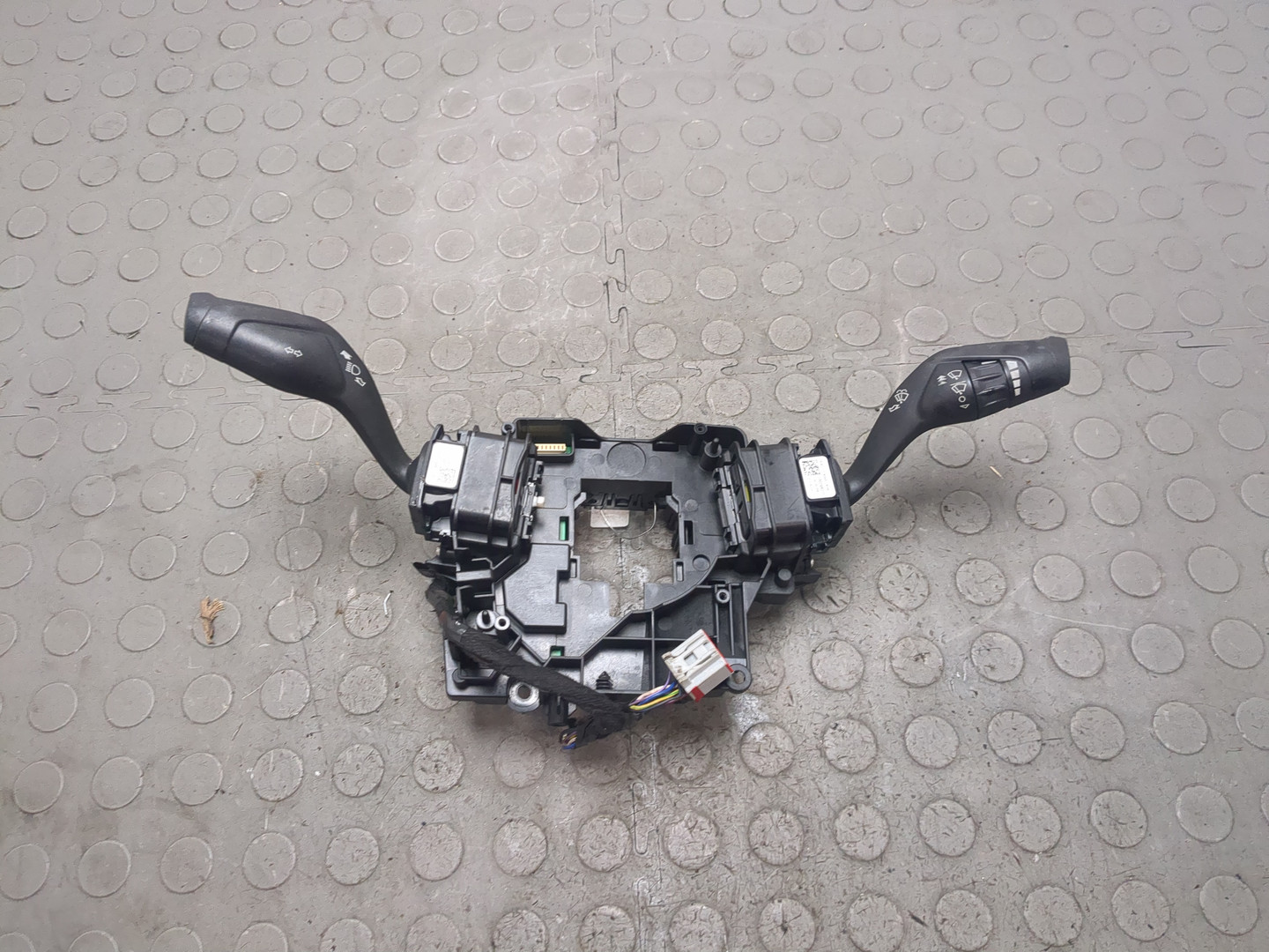 Переключатель подрулевой