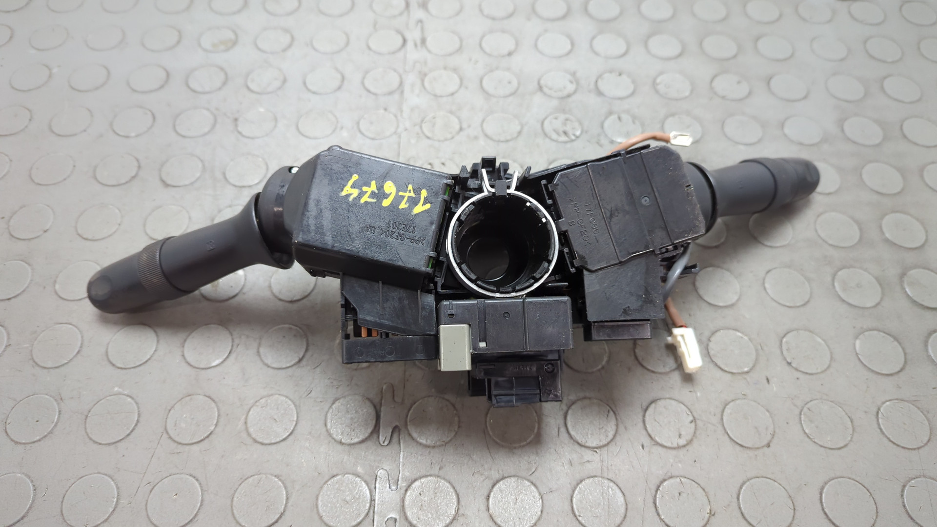 Переключатель подрулевой