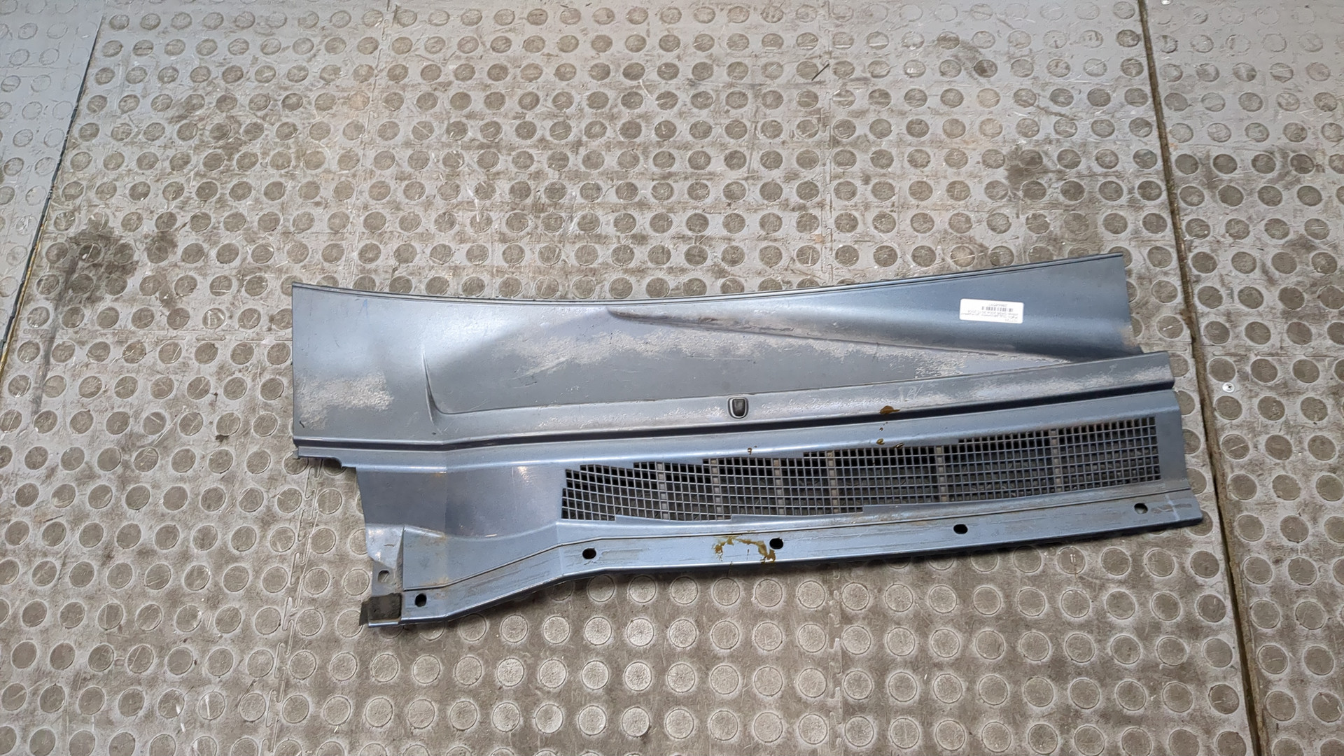 Решетка стеклоочистителей (Жабо)