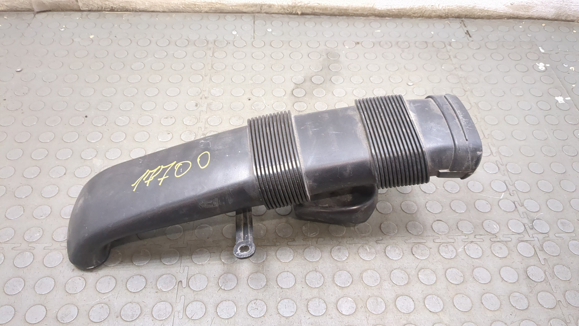 Патрубок воздушного фильтра