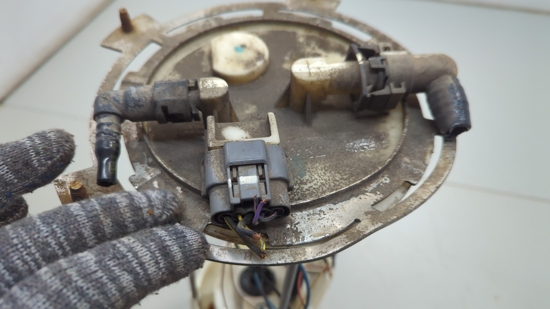 Насос топливный электрический