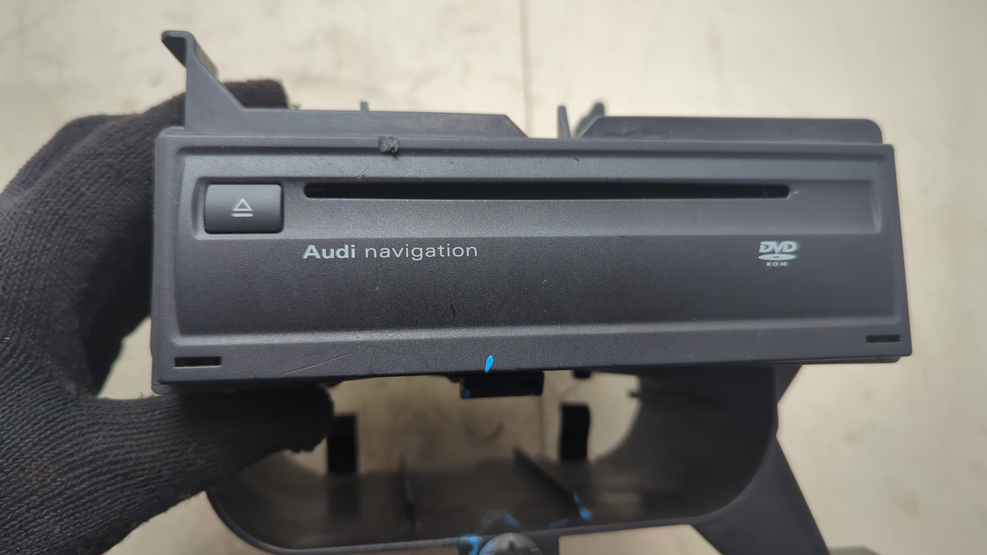 Проигрыватель CD/DVD