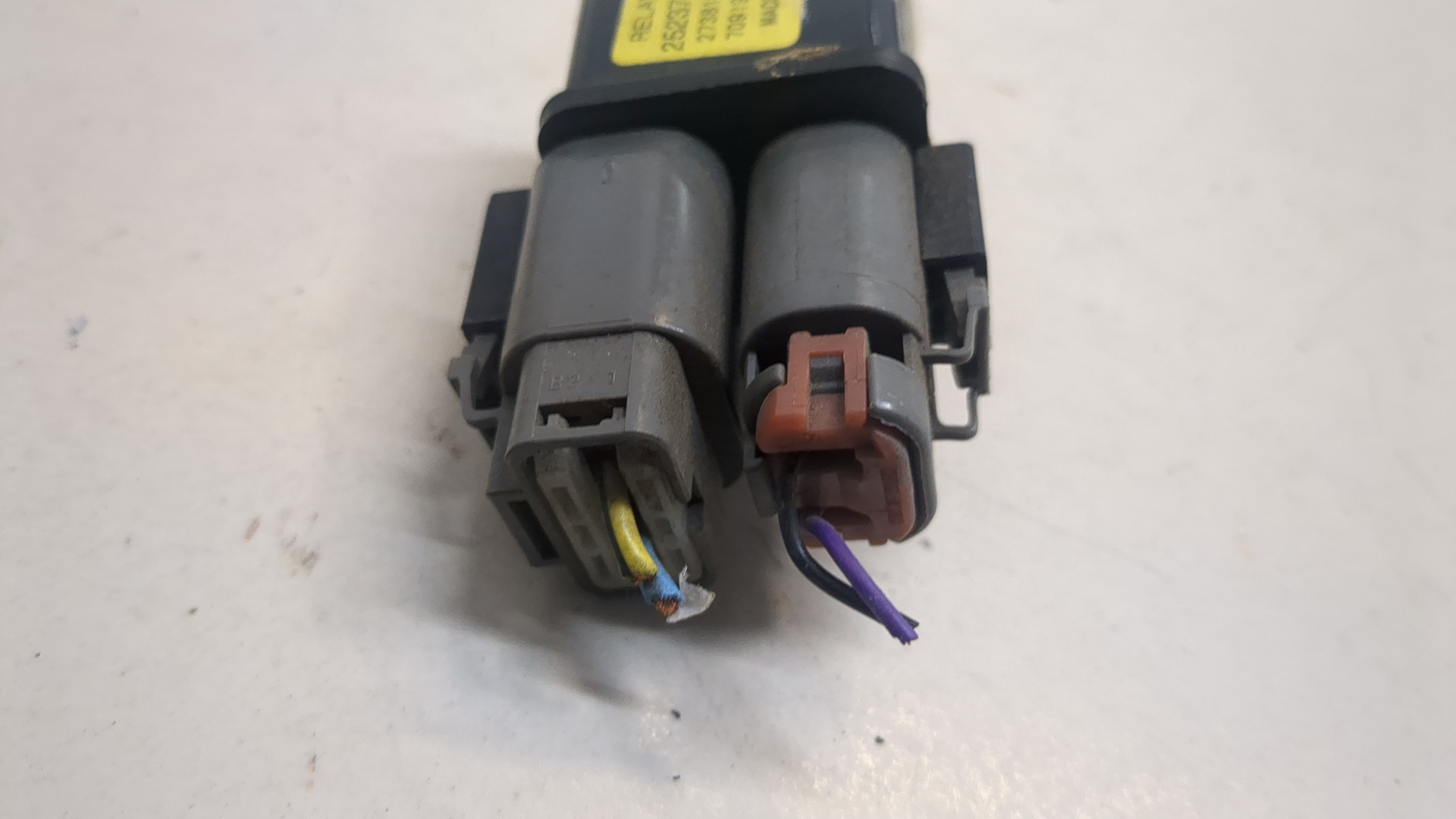 Реле свечей накала