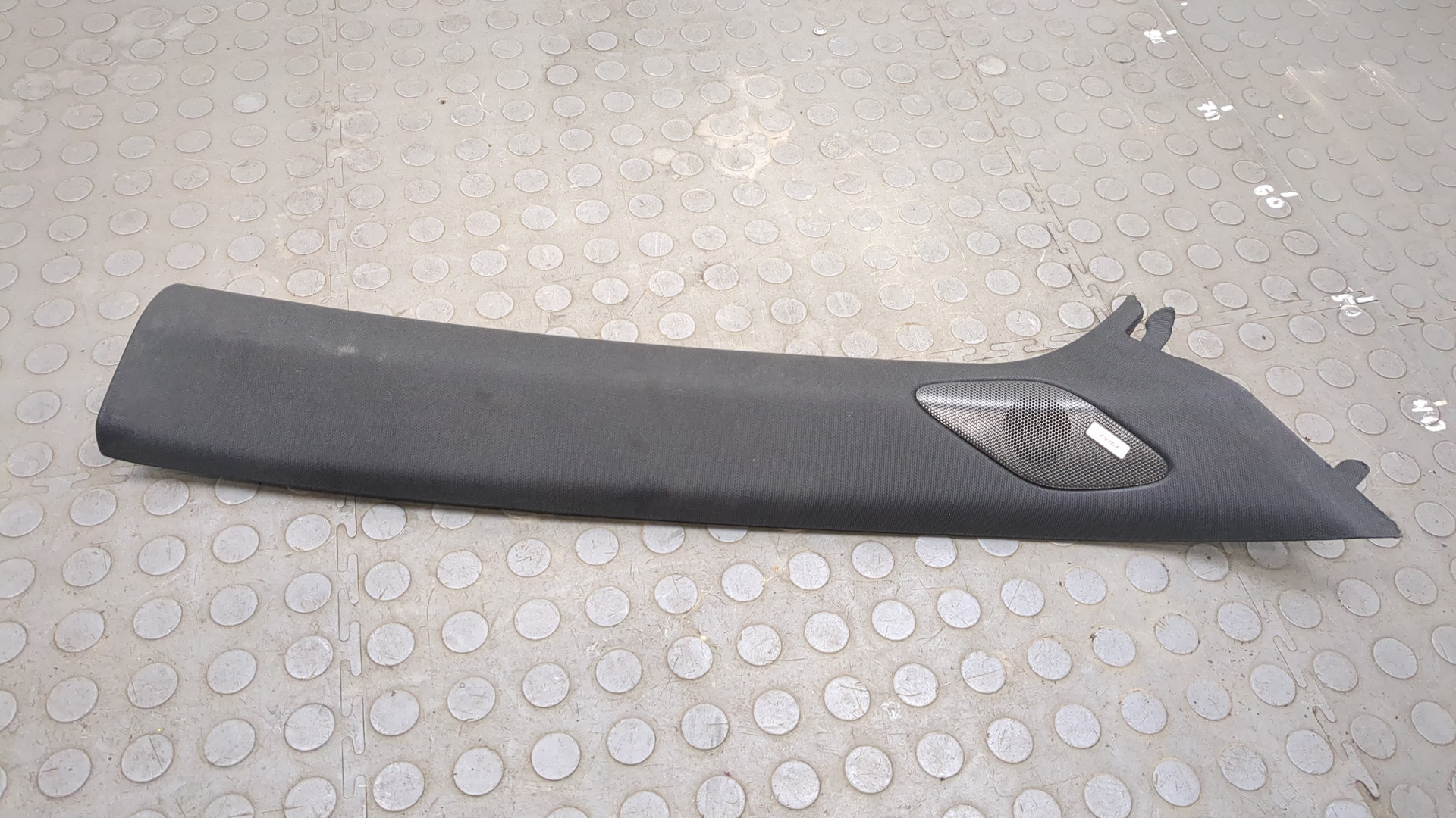 Обшивка стойки