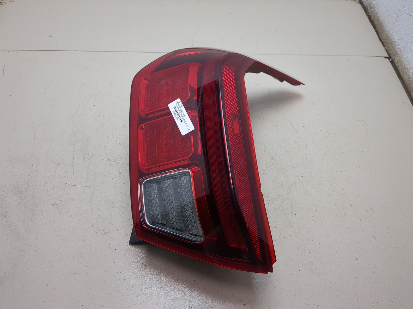 Фонарь задний правый