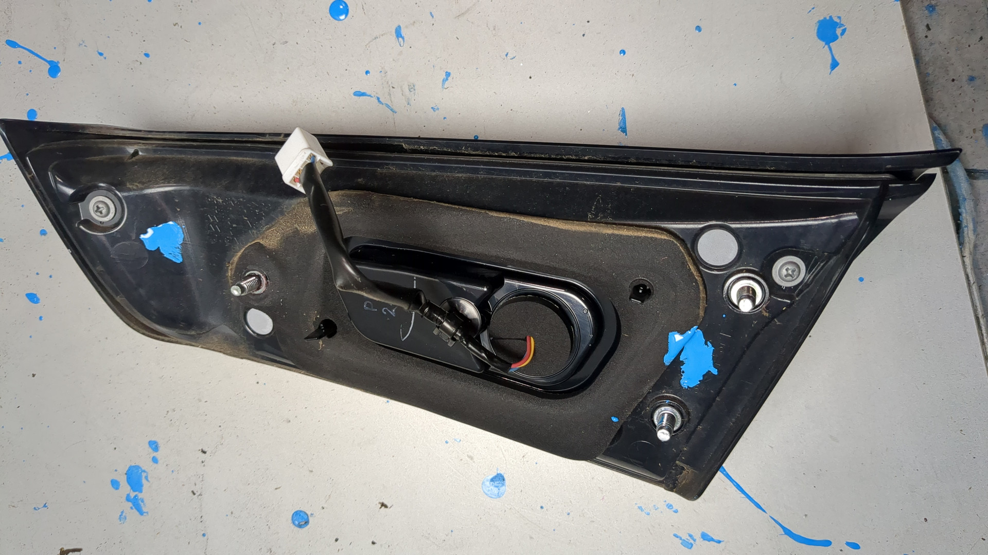 Фонарь задний внутренний правый