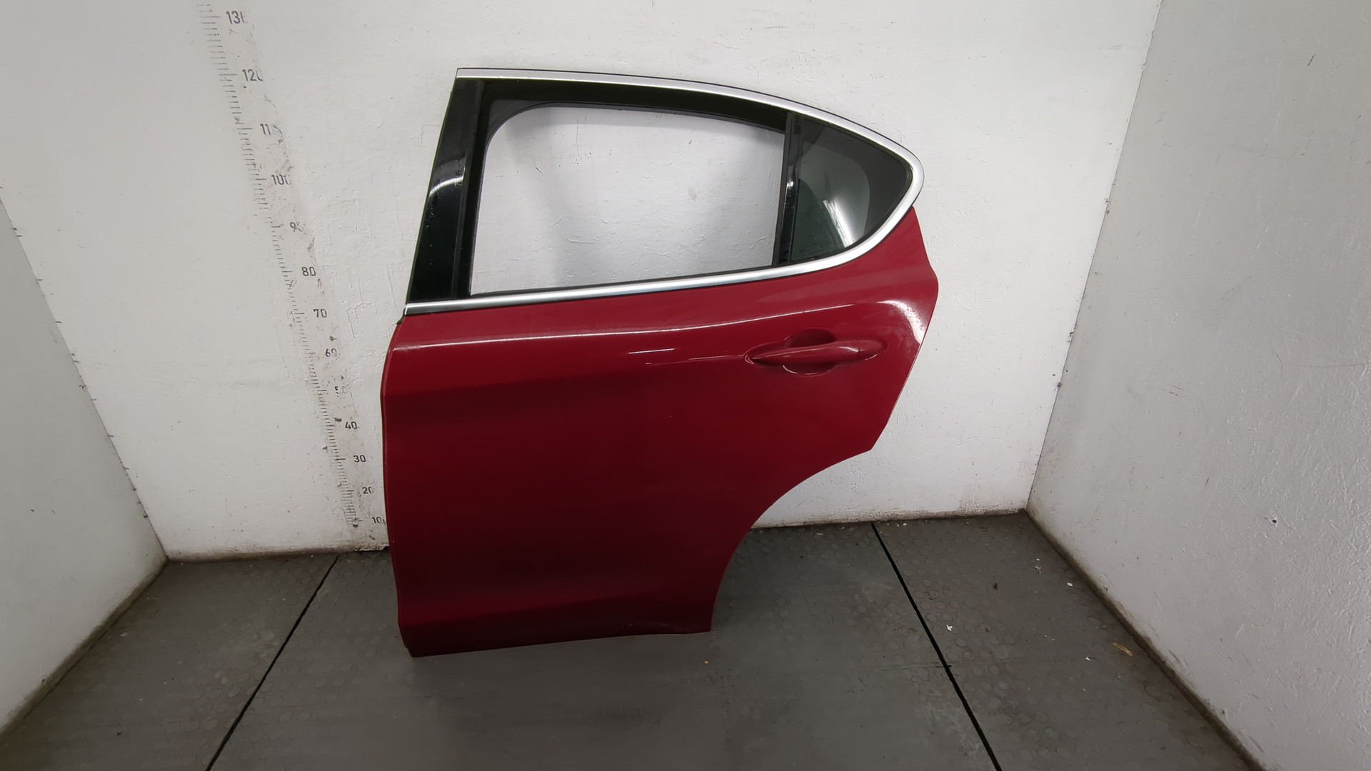 Дверь задняя левая
