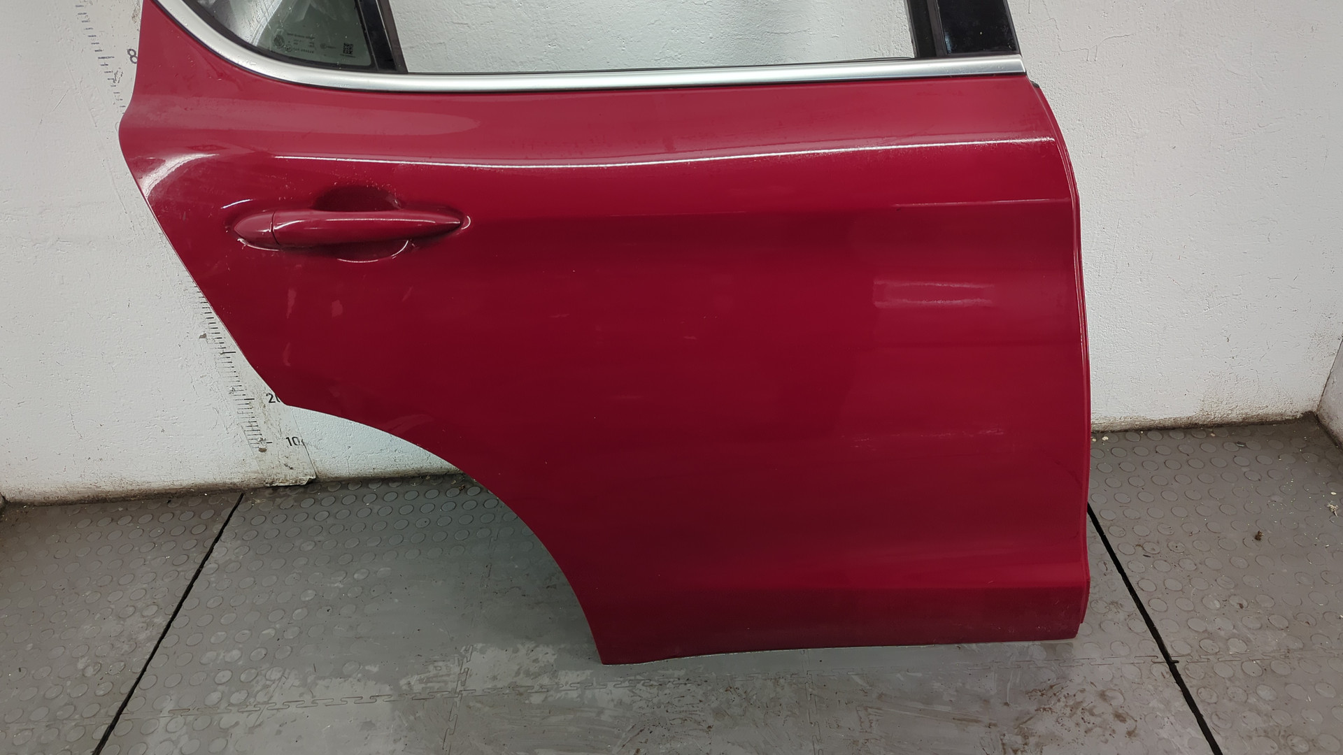 Дверь задняя правая