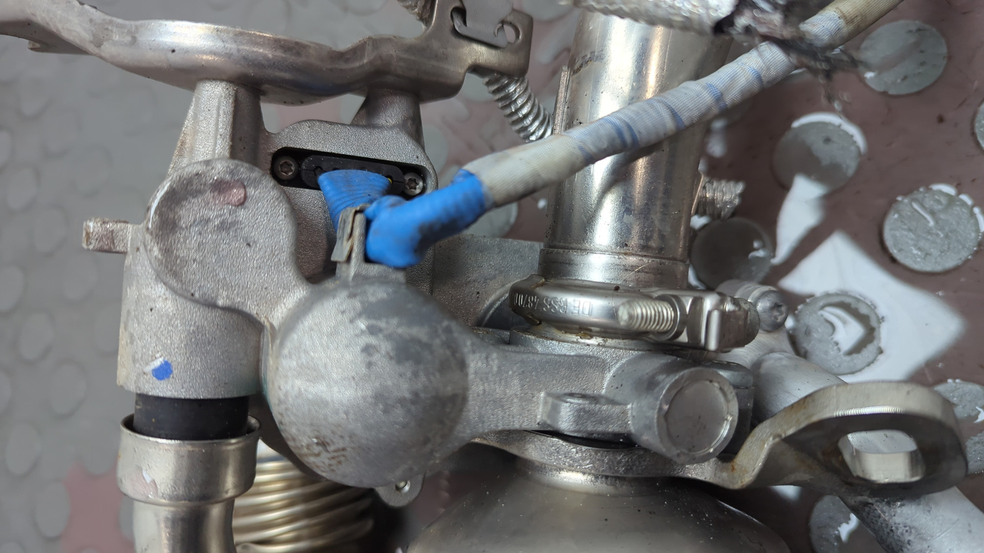 Клапан рециркуляции выхлопных газов (EGR)