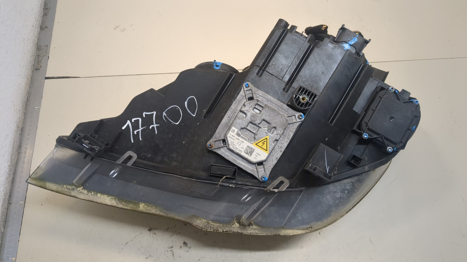 Фара правая