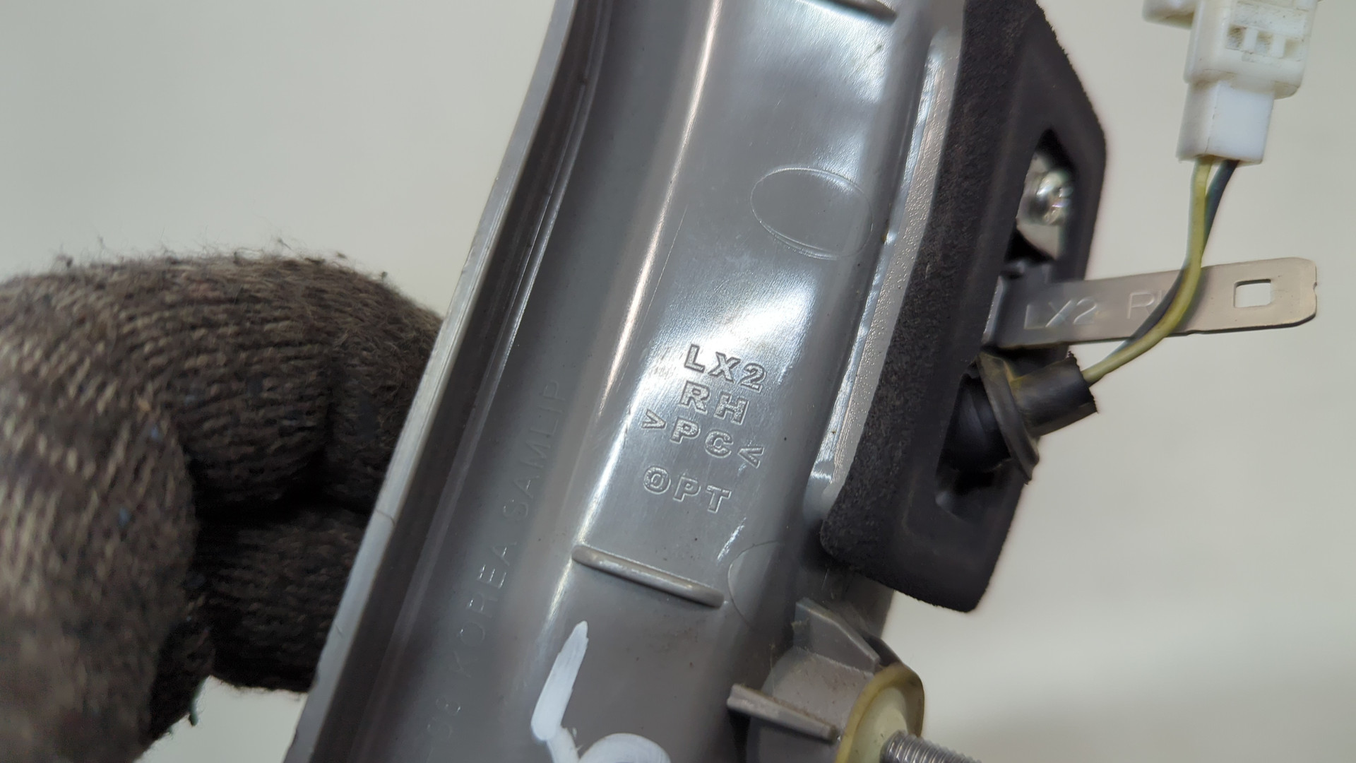 Фонарь задний внутренний правый