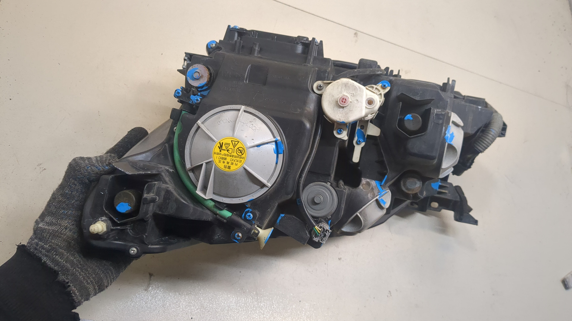 Фара правая