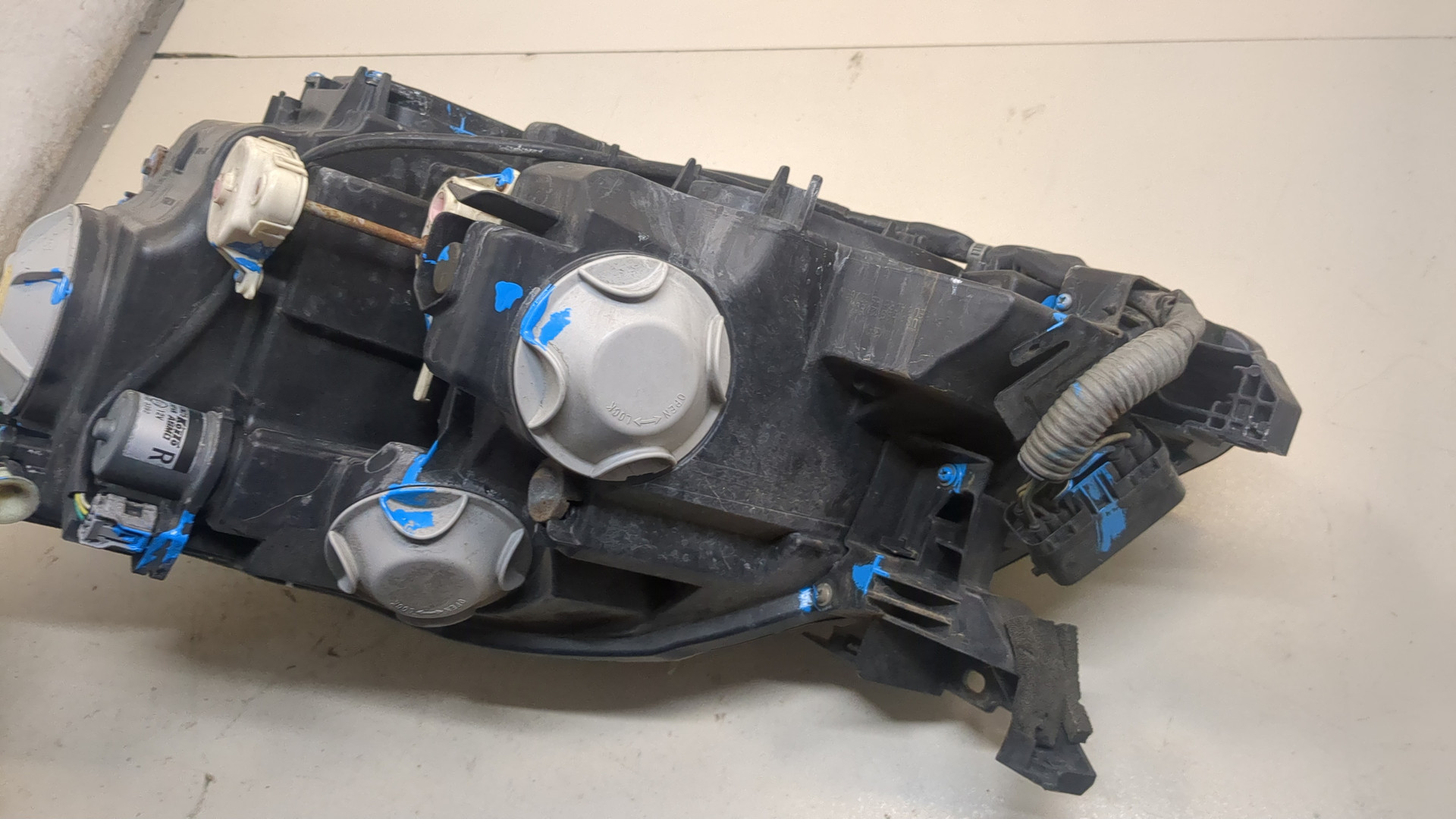 Фара правая