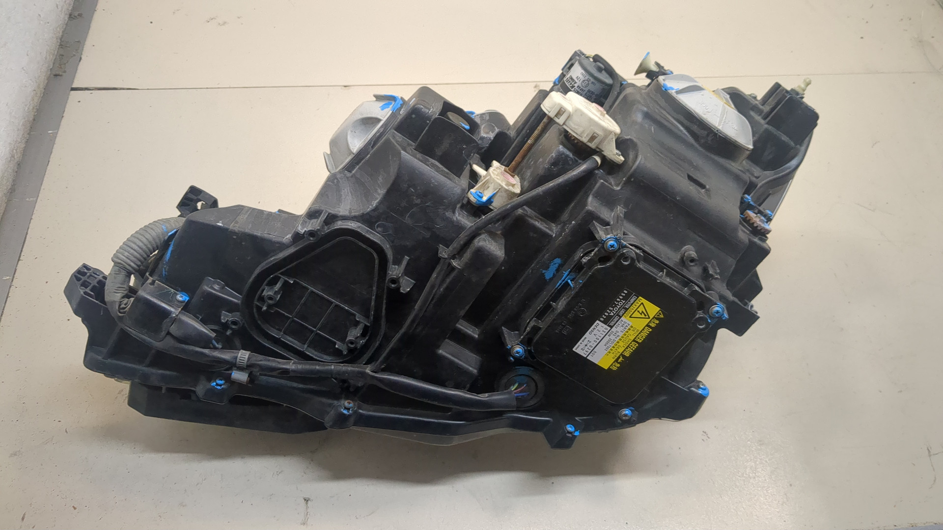 Фара правая