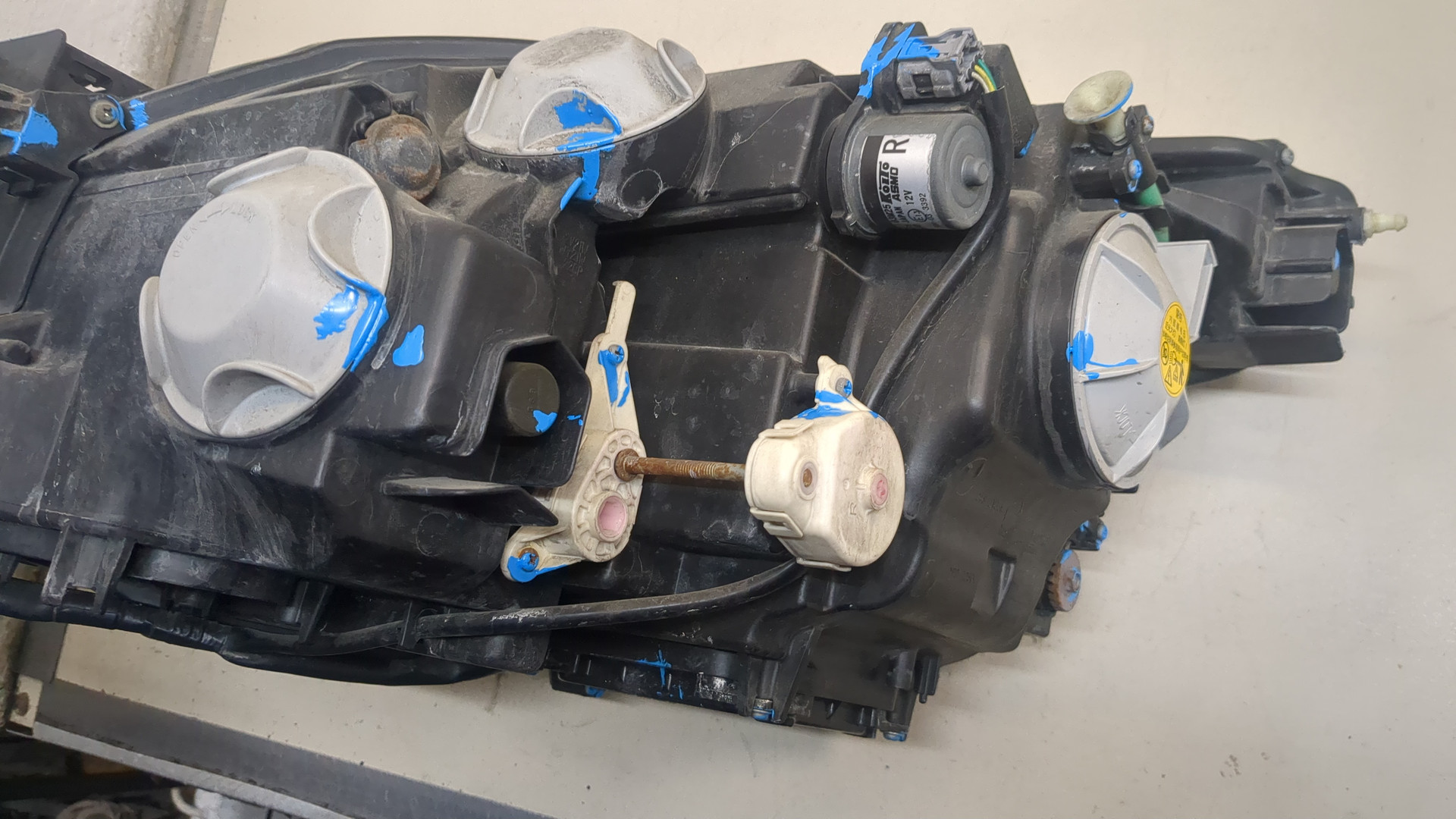 Фара правая