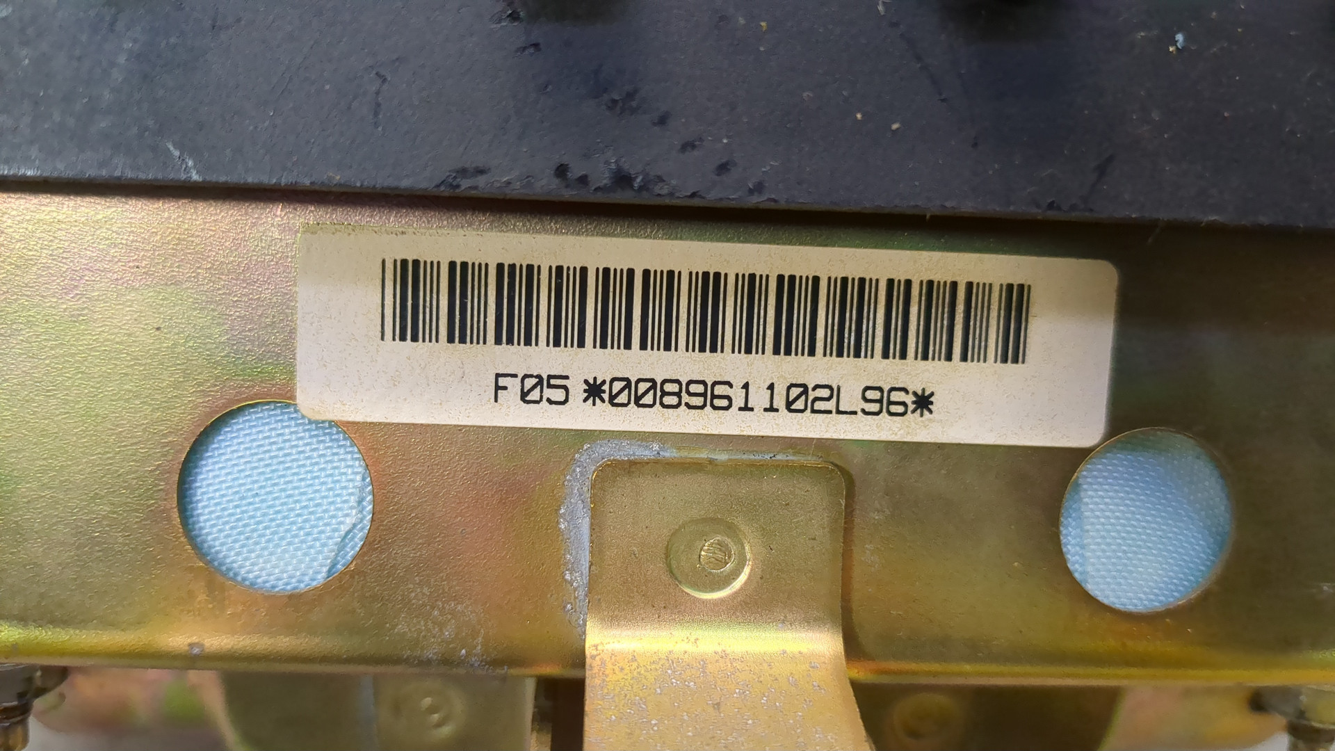 Подушка безопасности пассажирская (в торпедо)