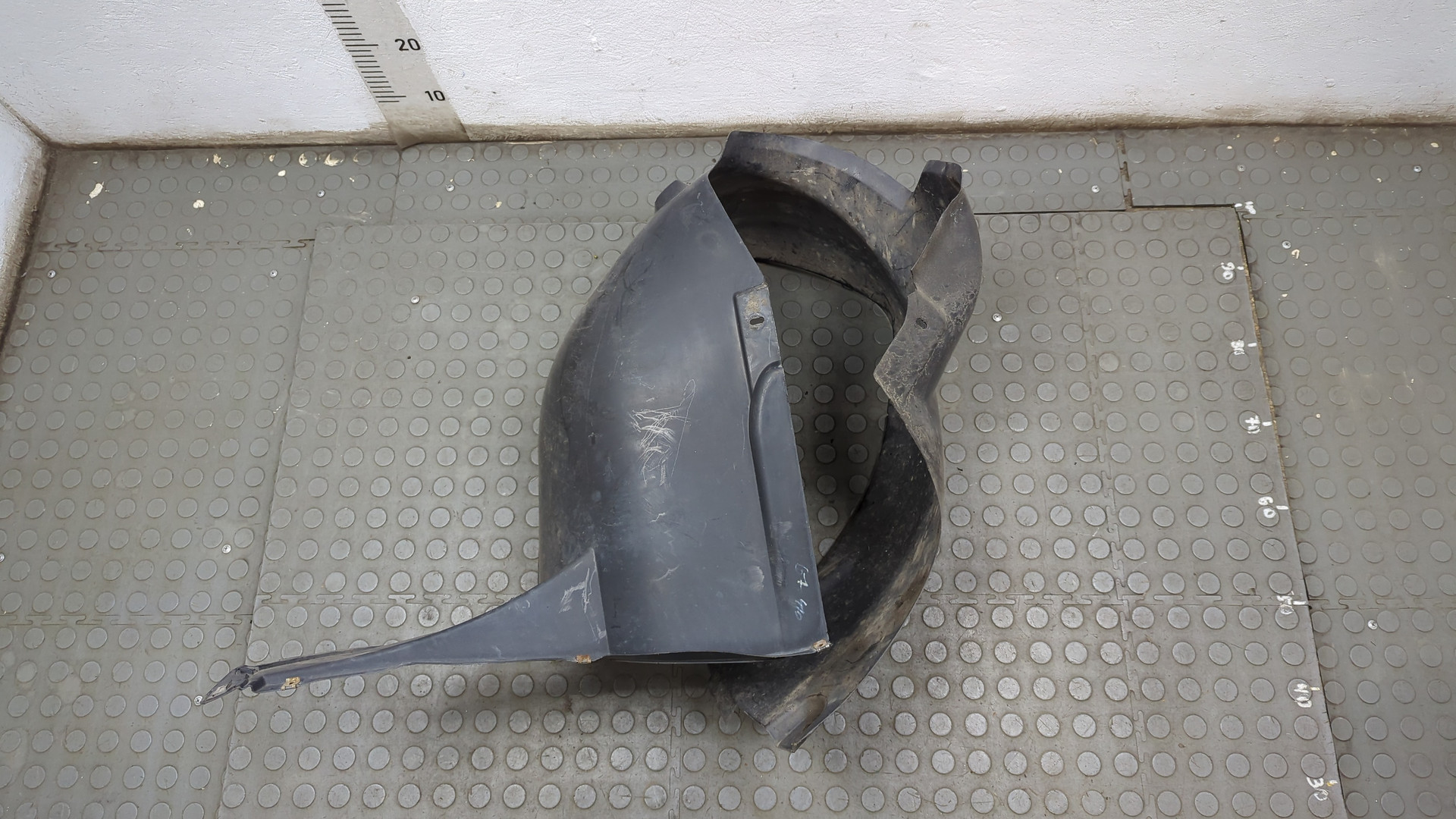 Локер передний правый