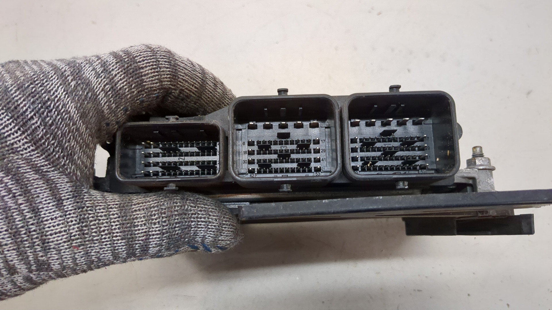 Блок управления двигателем