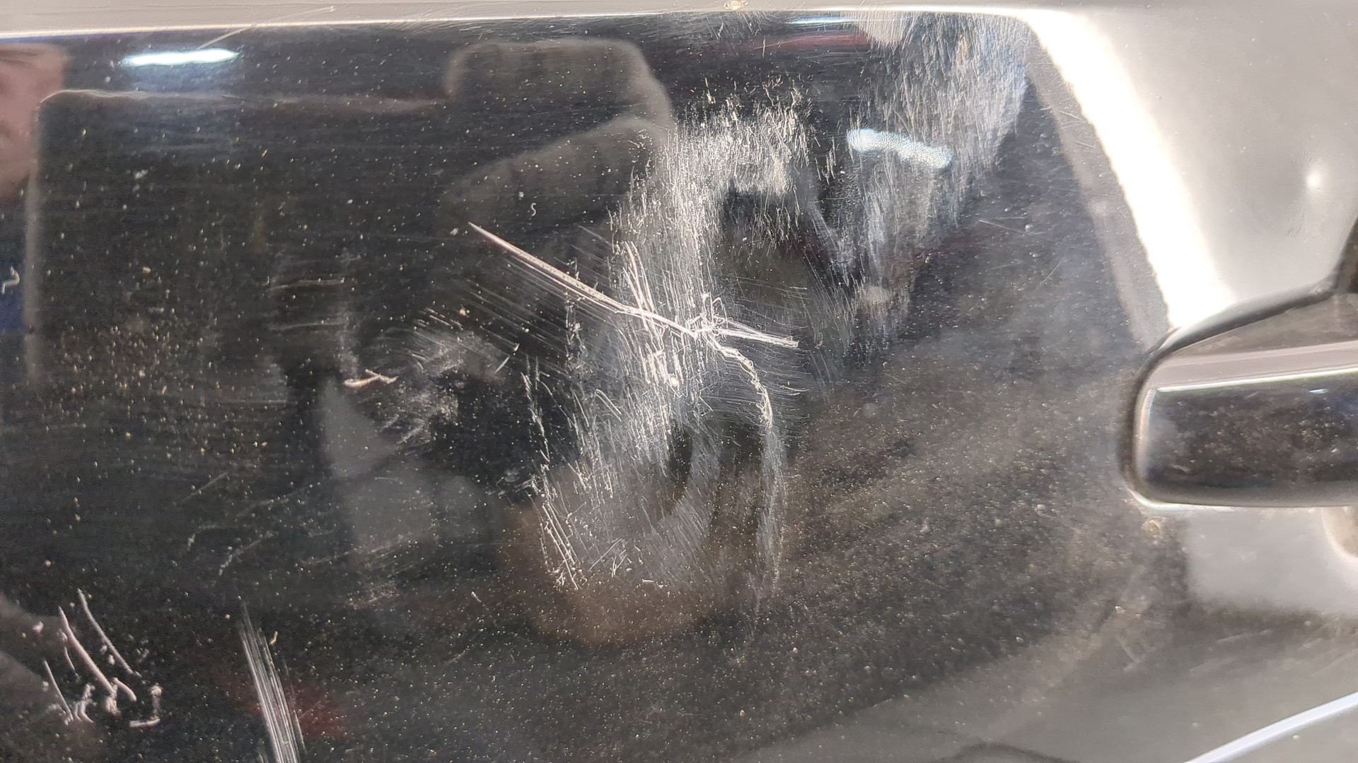 Дверь задняя левая