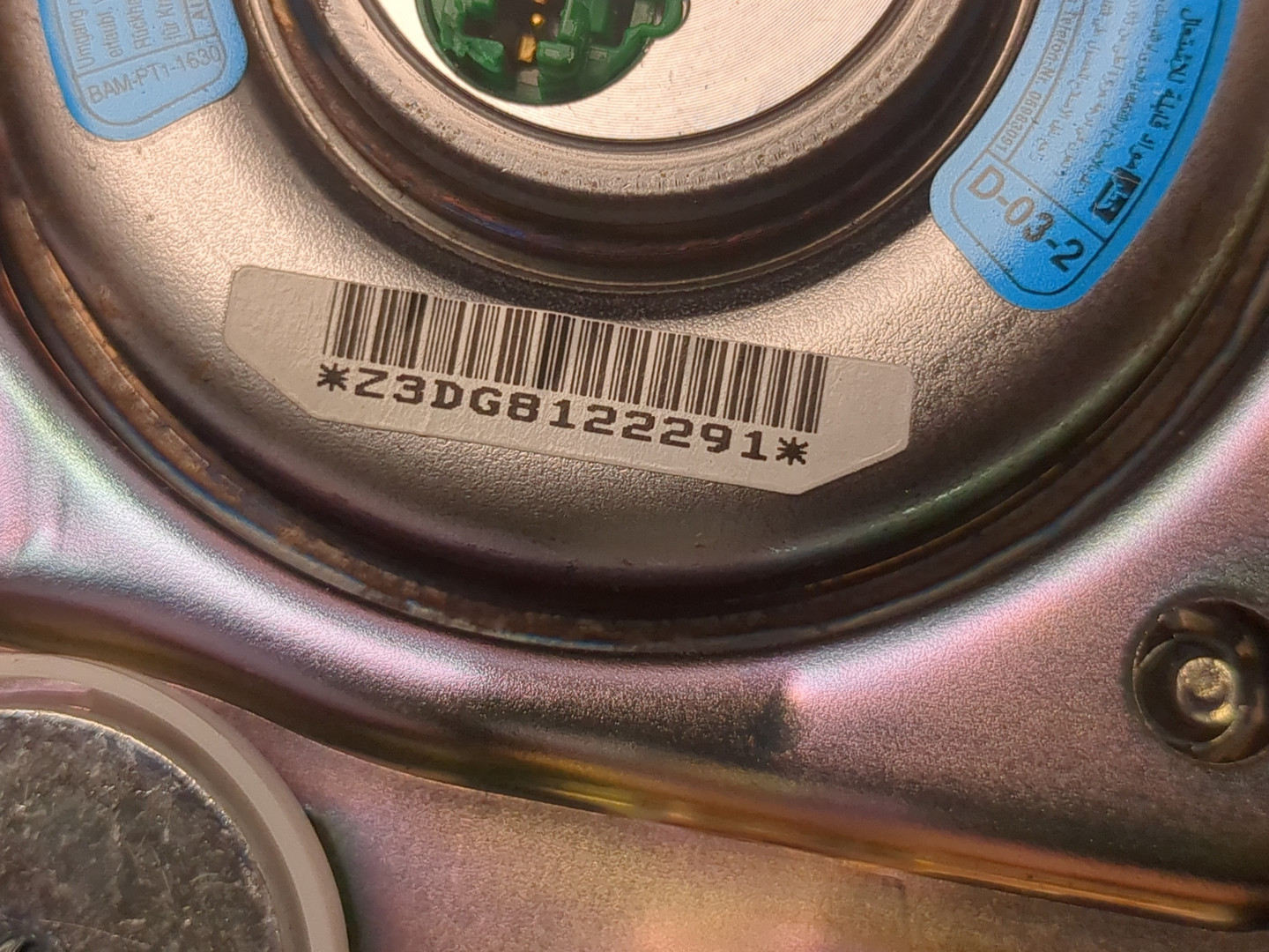 Подушка безопасности в рулевое колесо