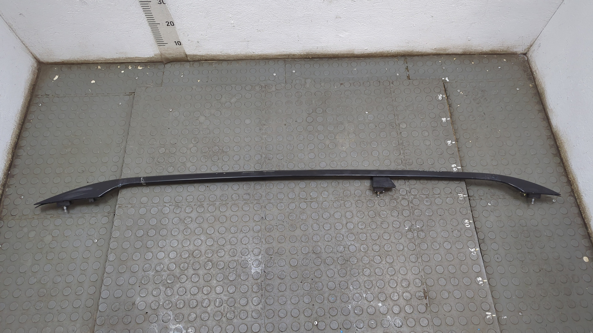 Рейлинг (релинг) левый (планка на крышу)