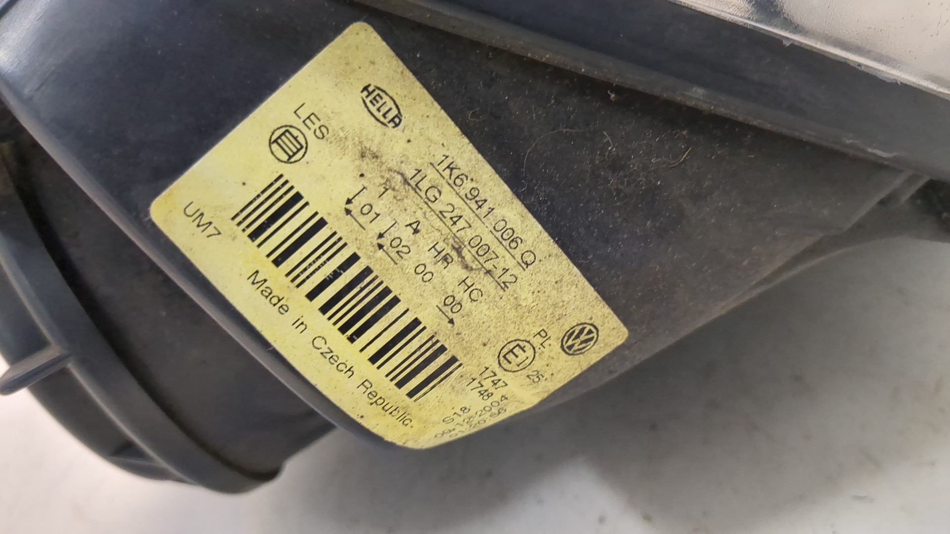 Фара правая