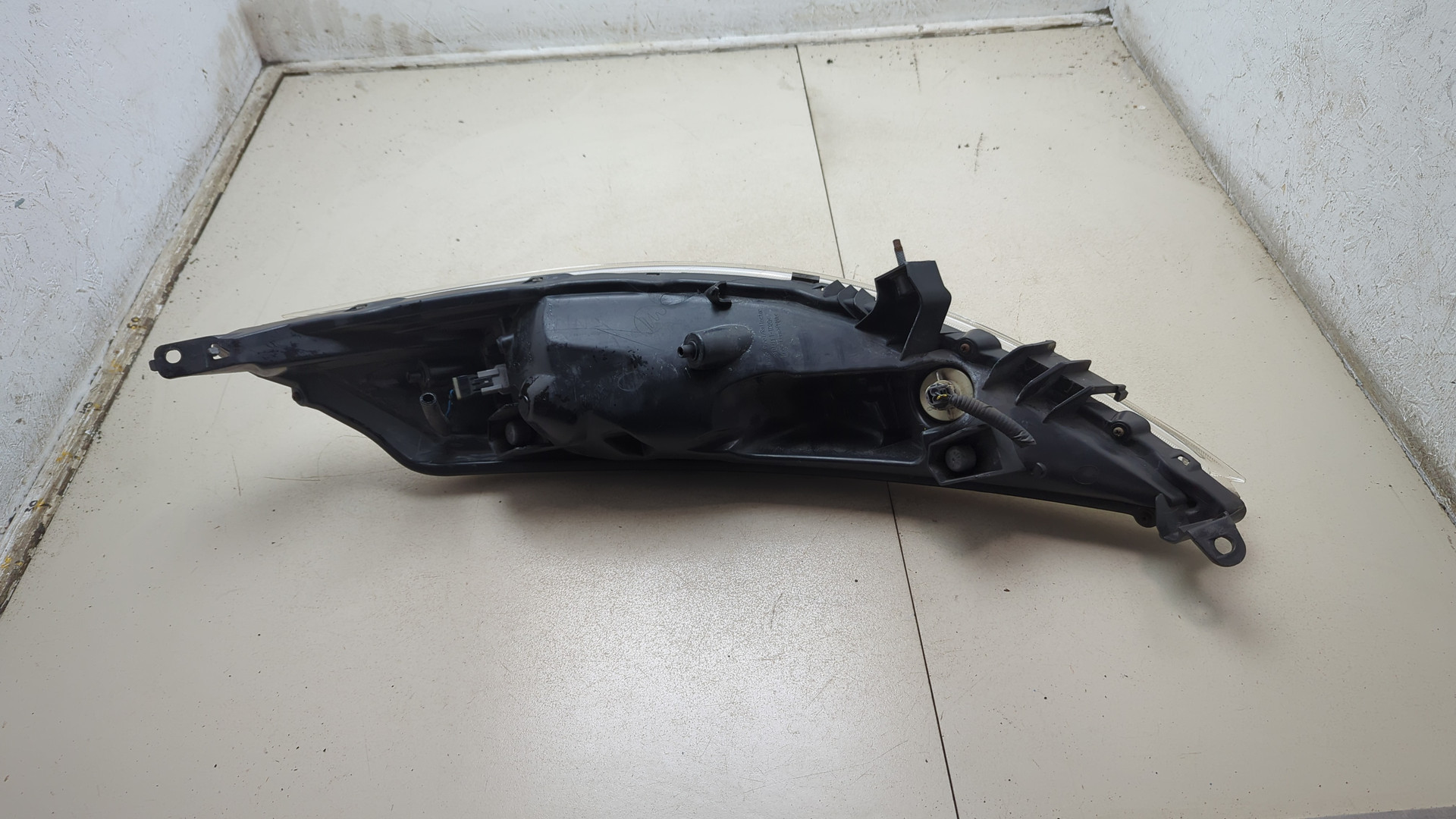 Фара противотуманная правая