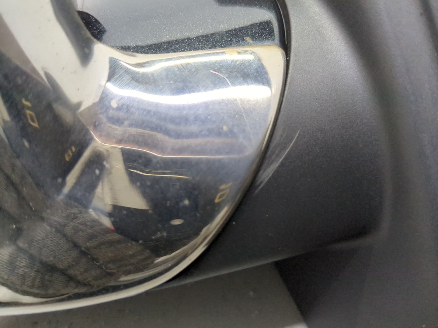 Зеркало правое электрическое