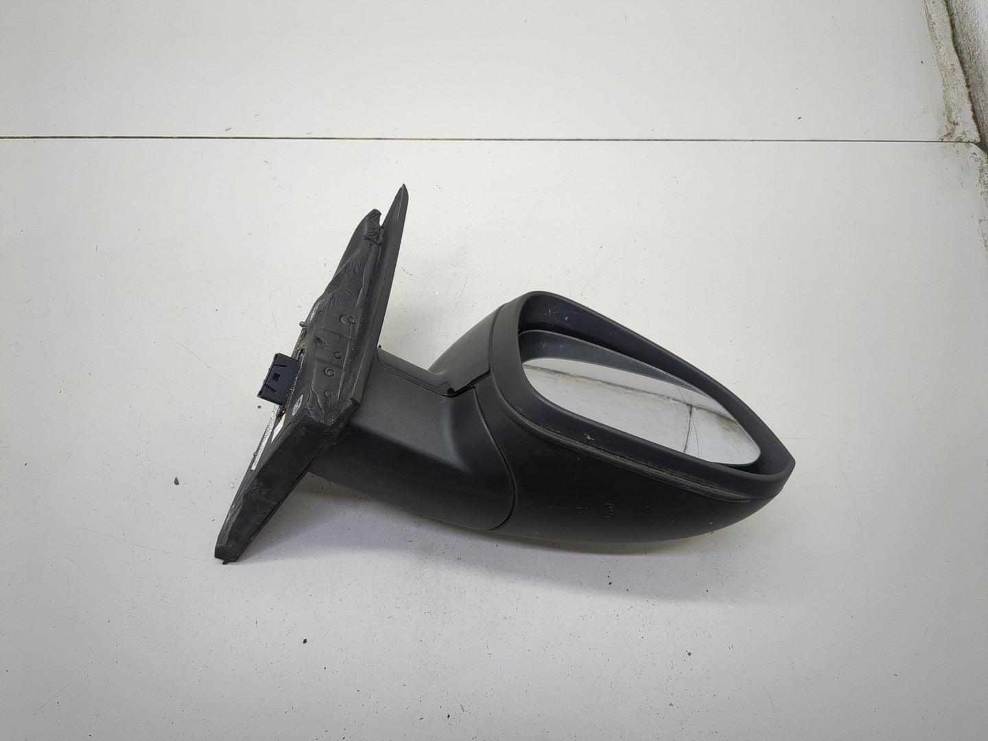 Зеркало правое электрическое