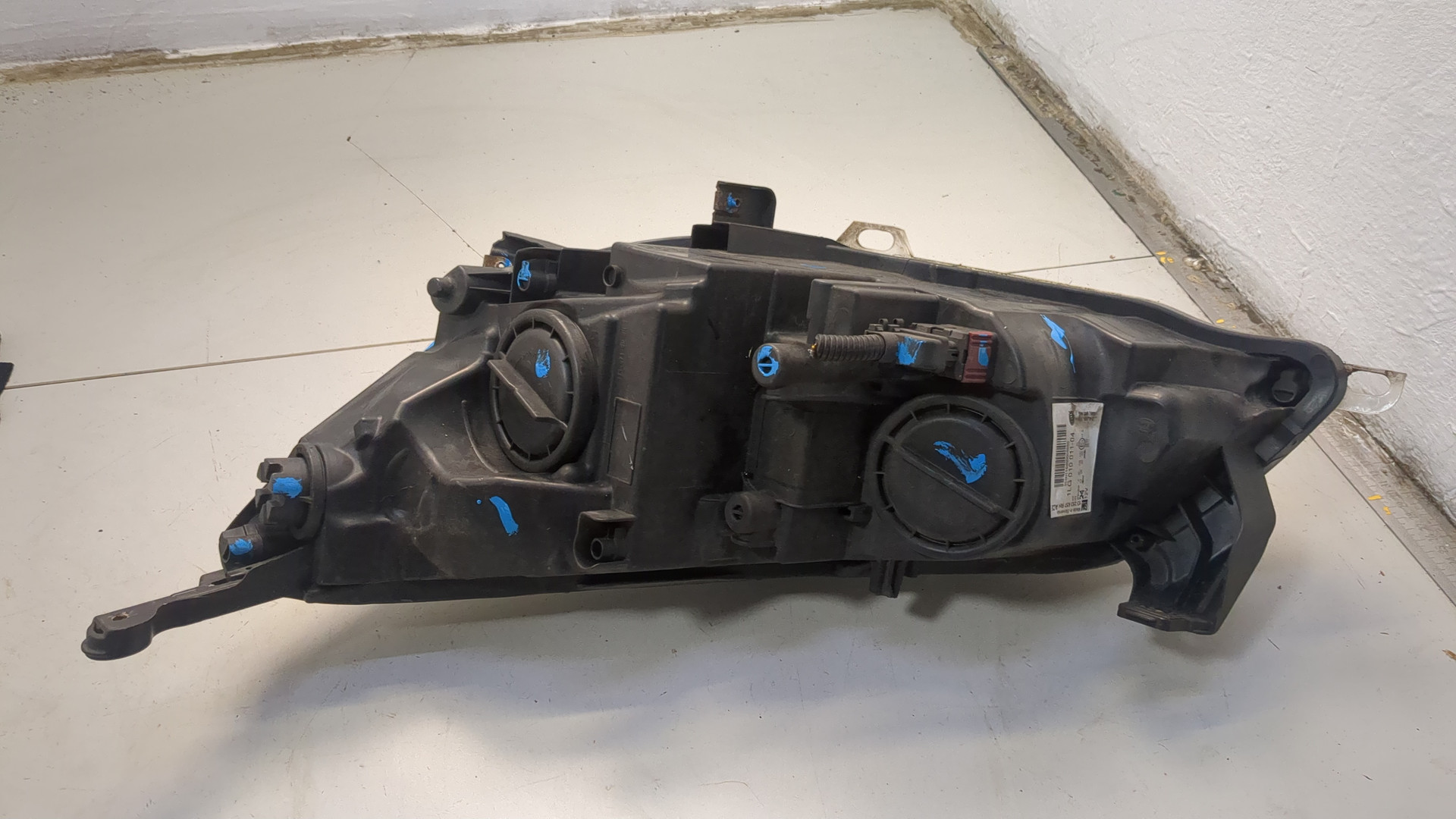 Фара правая