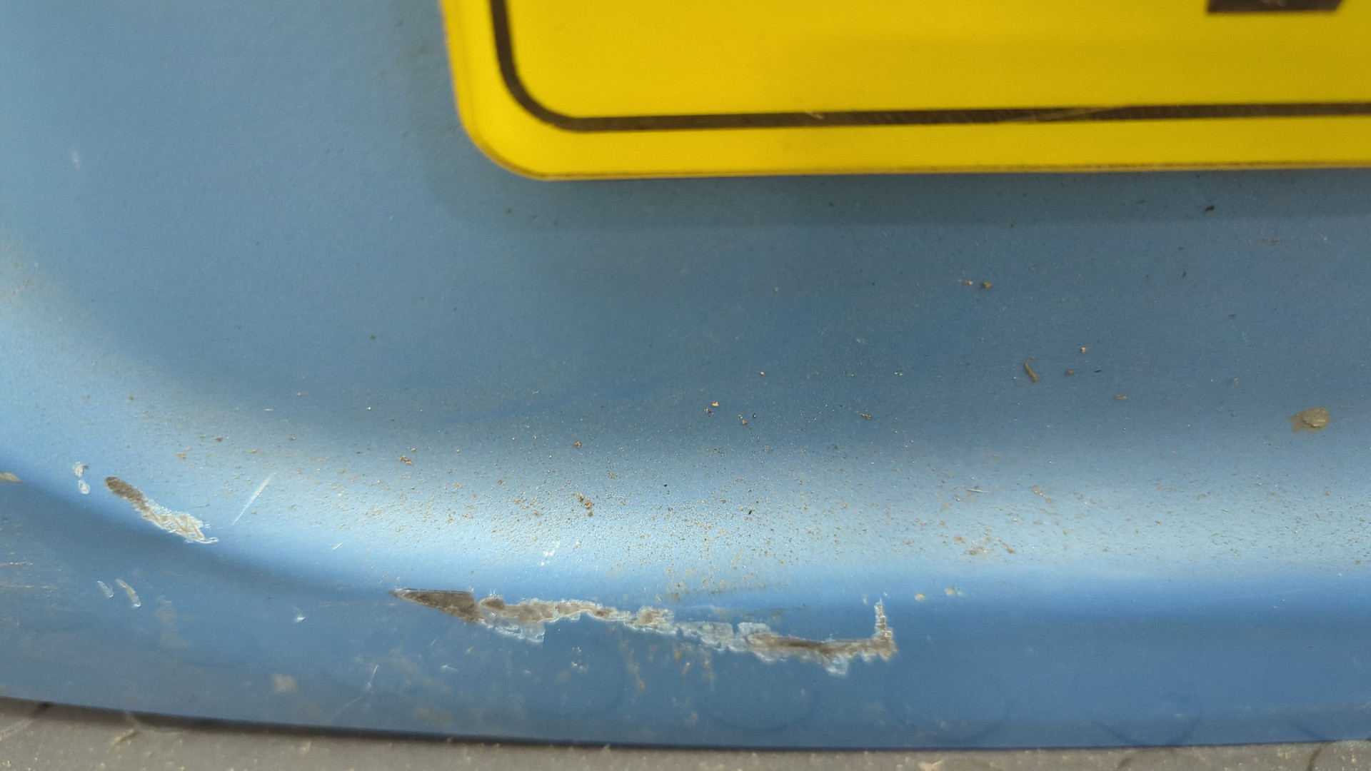 Дверь багажника