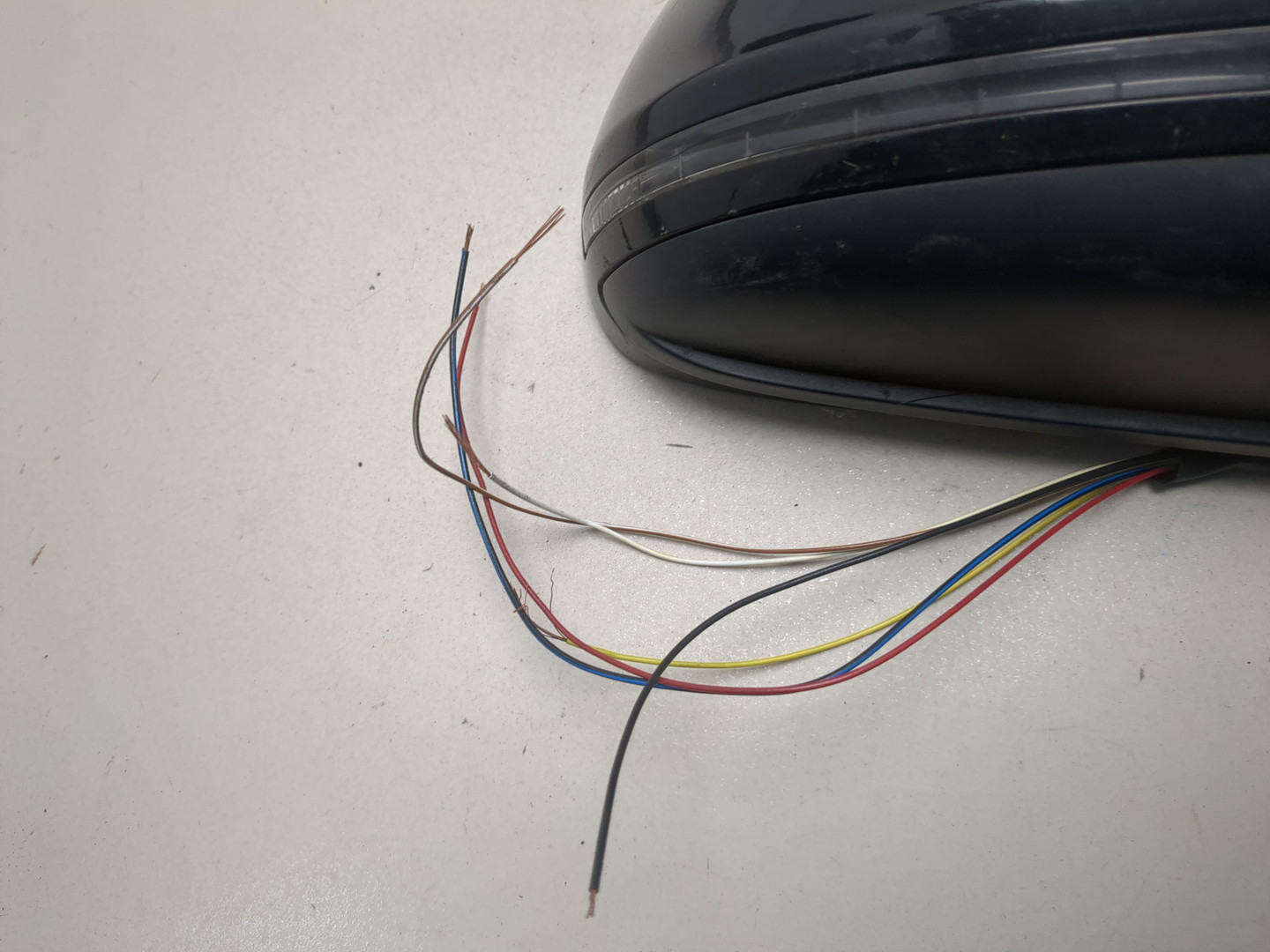 Зеркало правое электрическое