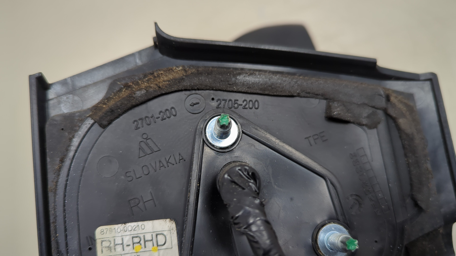 Зеркало правое электрическое