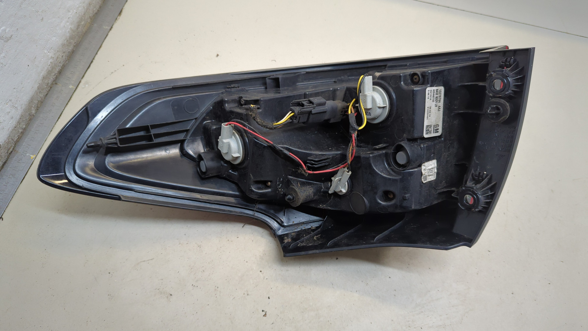 Фонарь задний левый