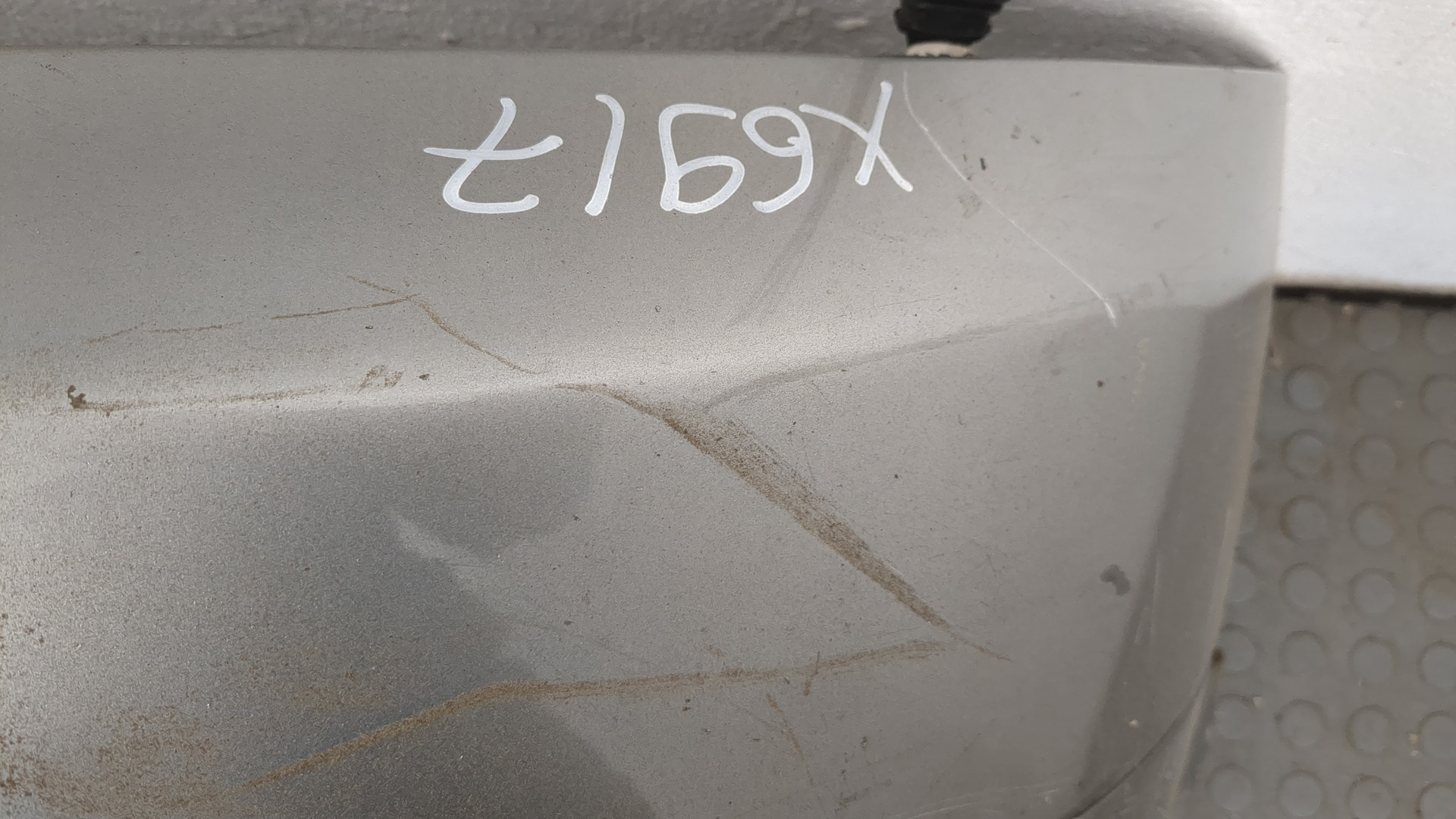 Бампер передний