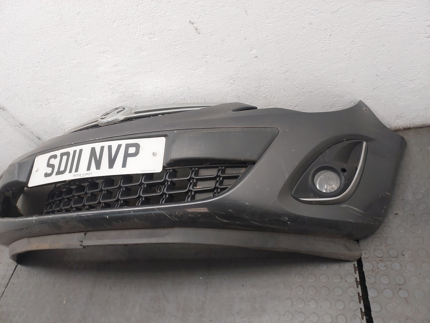 Бампер передний