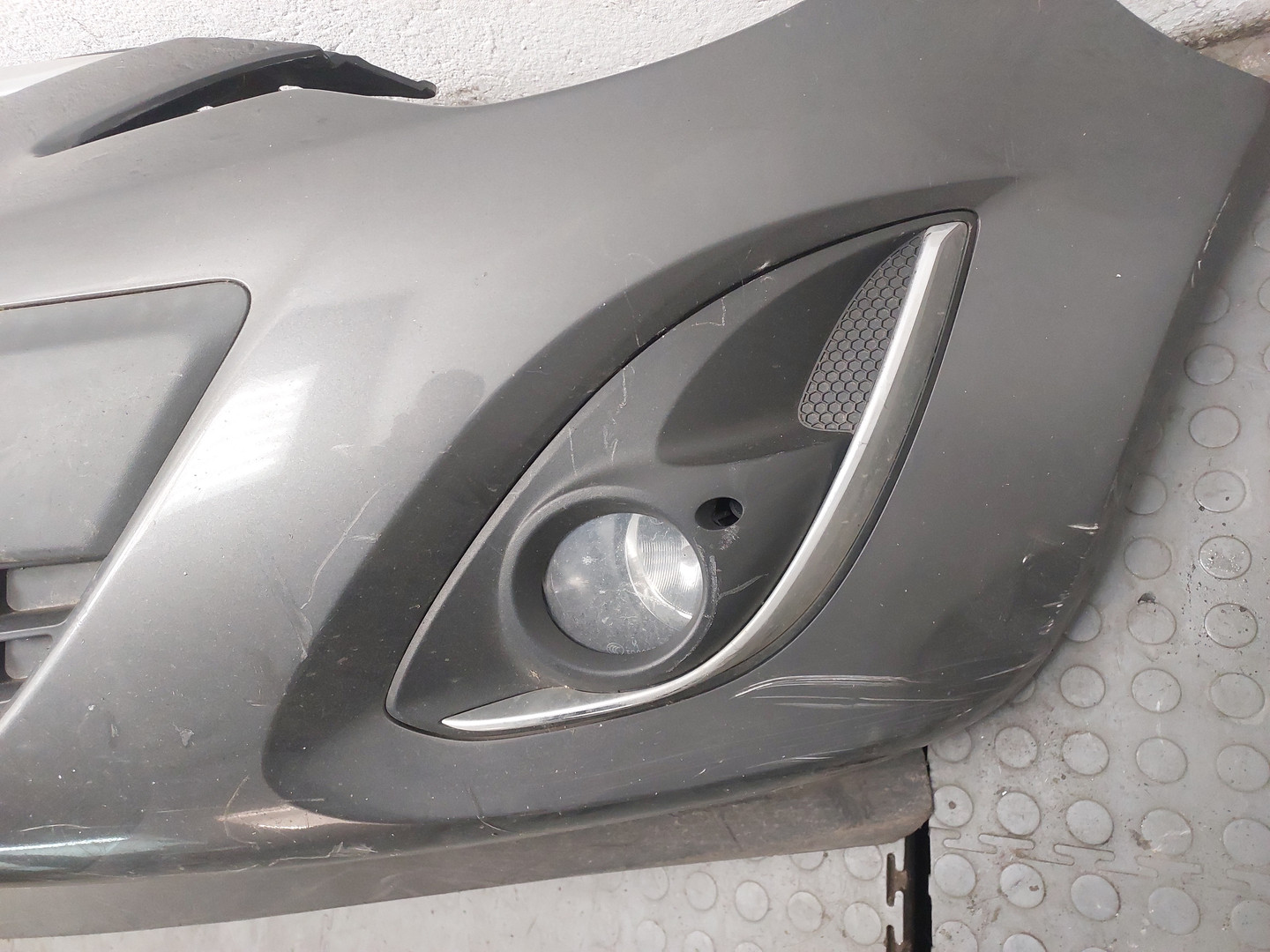 Бампер передний