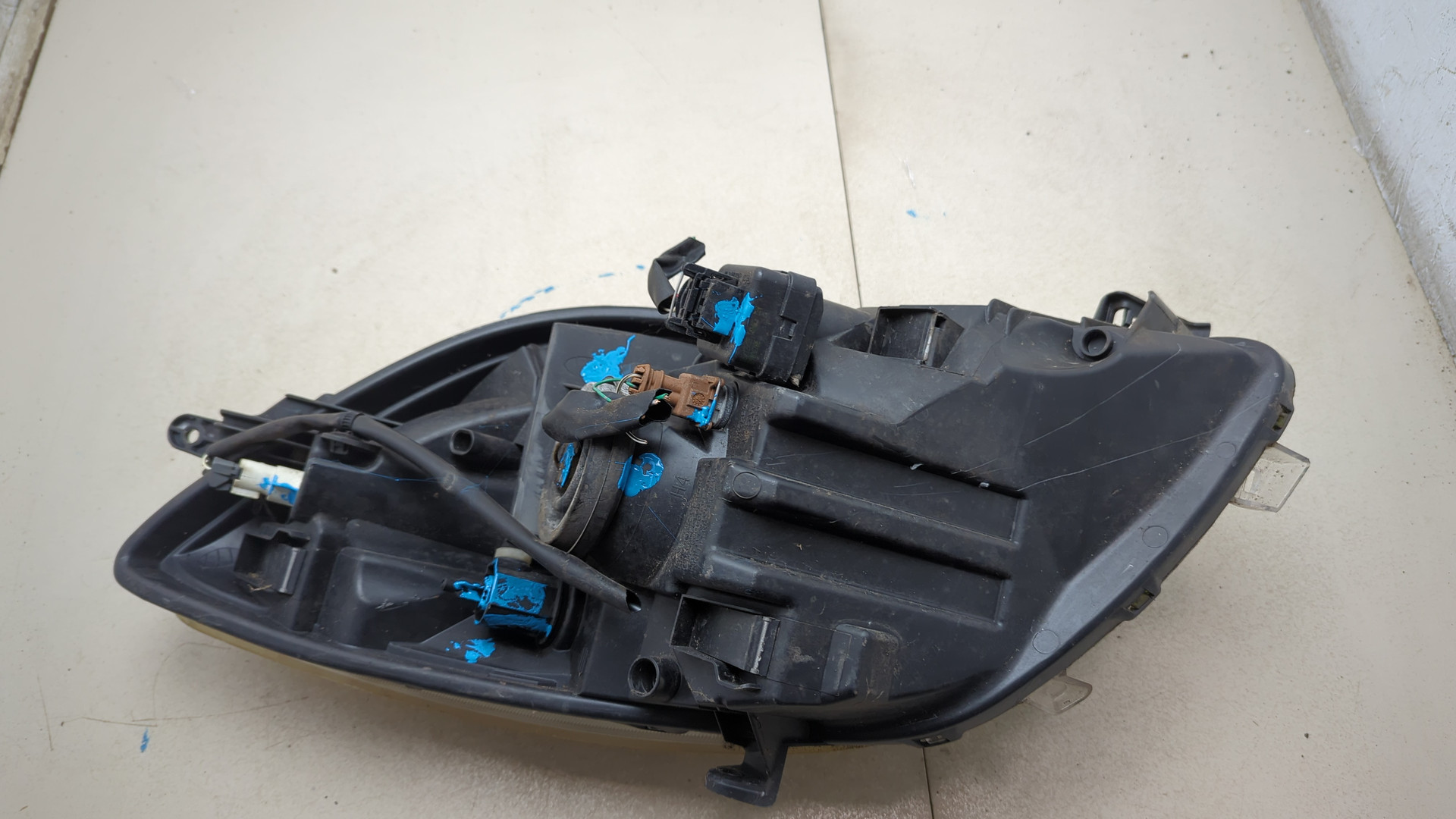 Фара правая