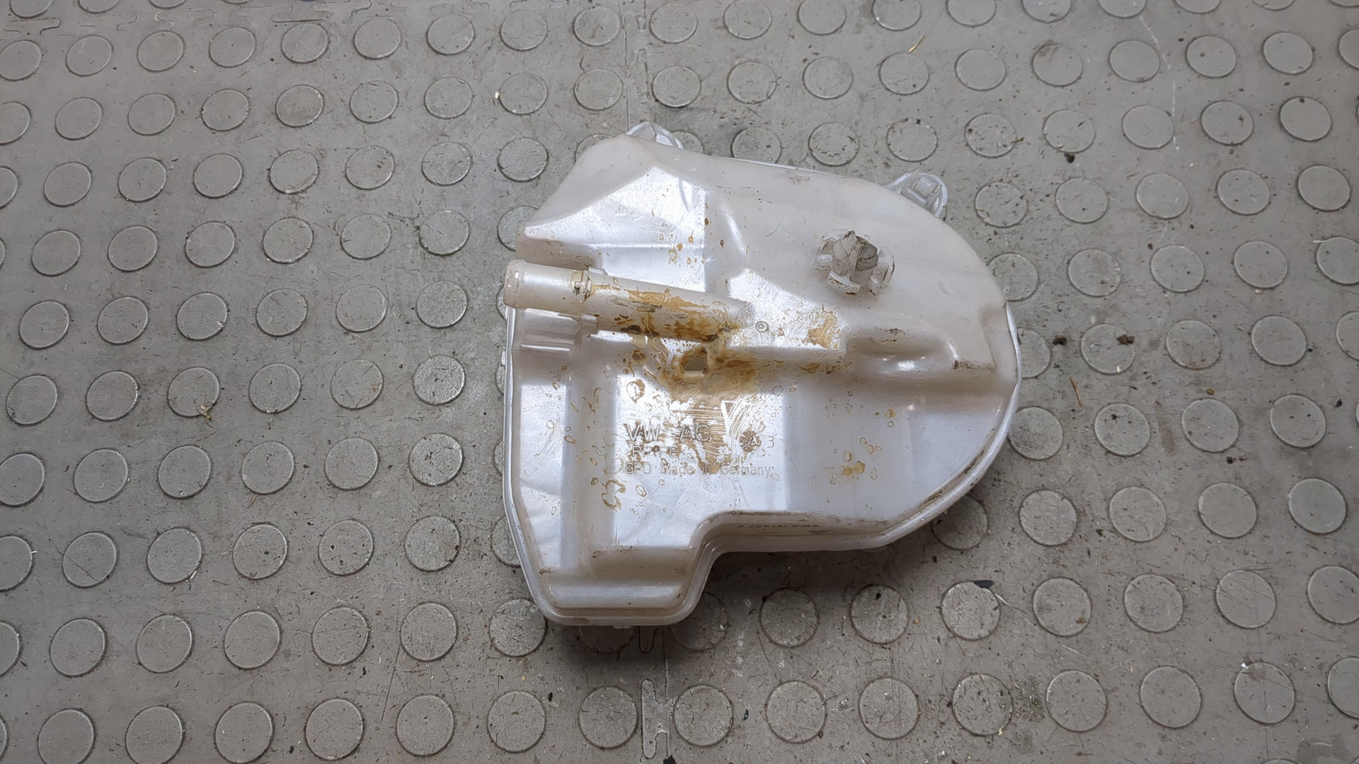 Бачок расширительный