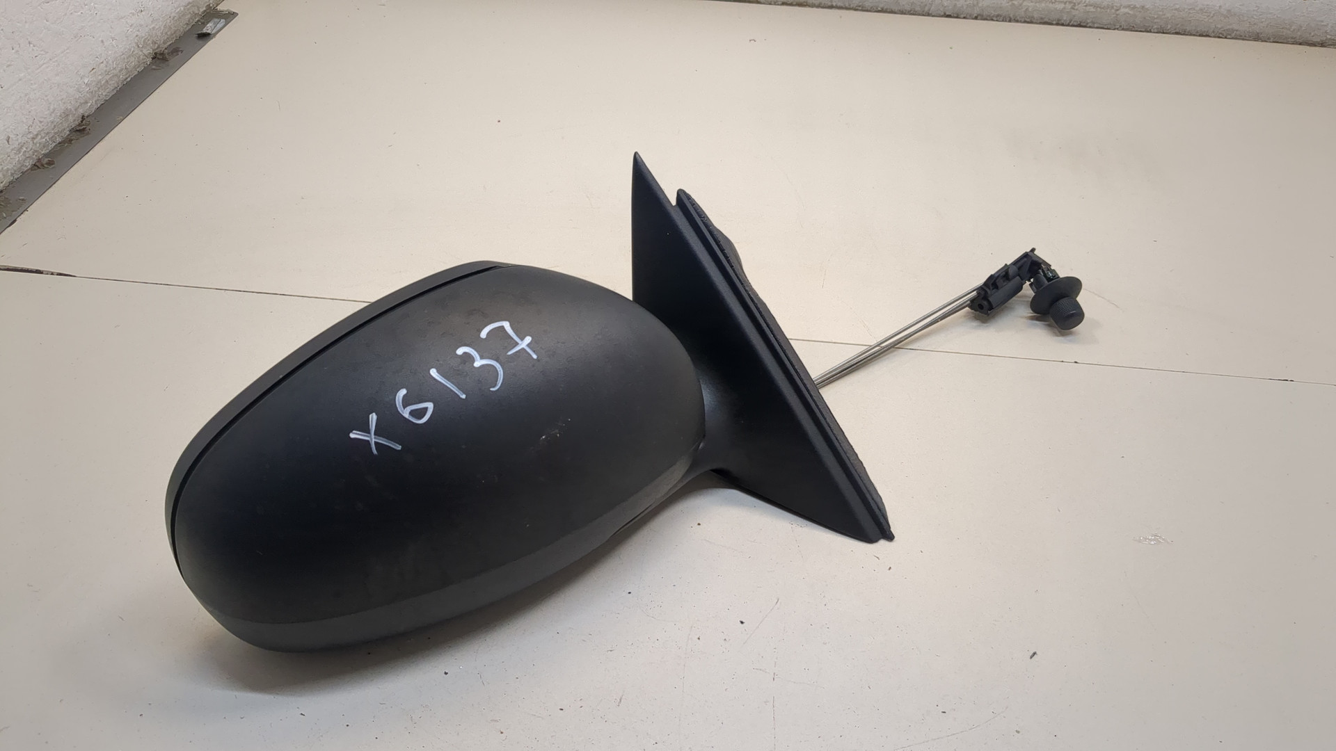 Зеркало правое электрическое