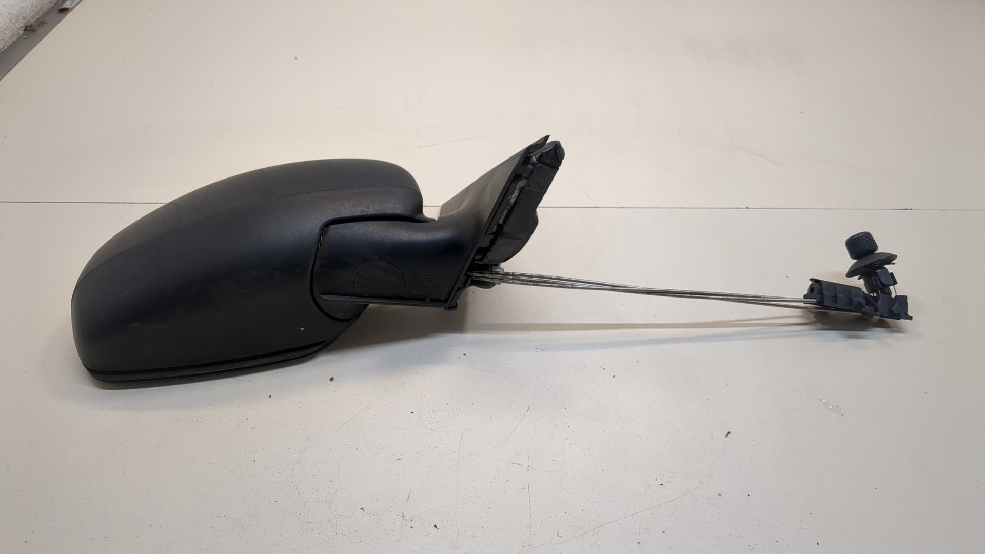 Зеркало правое электрическое