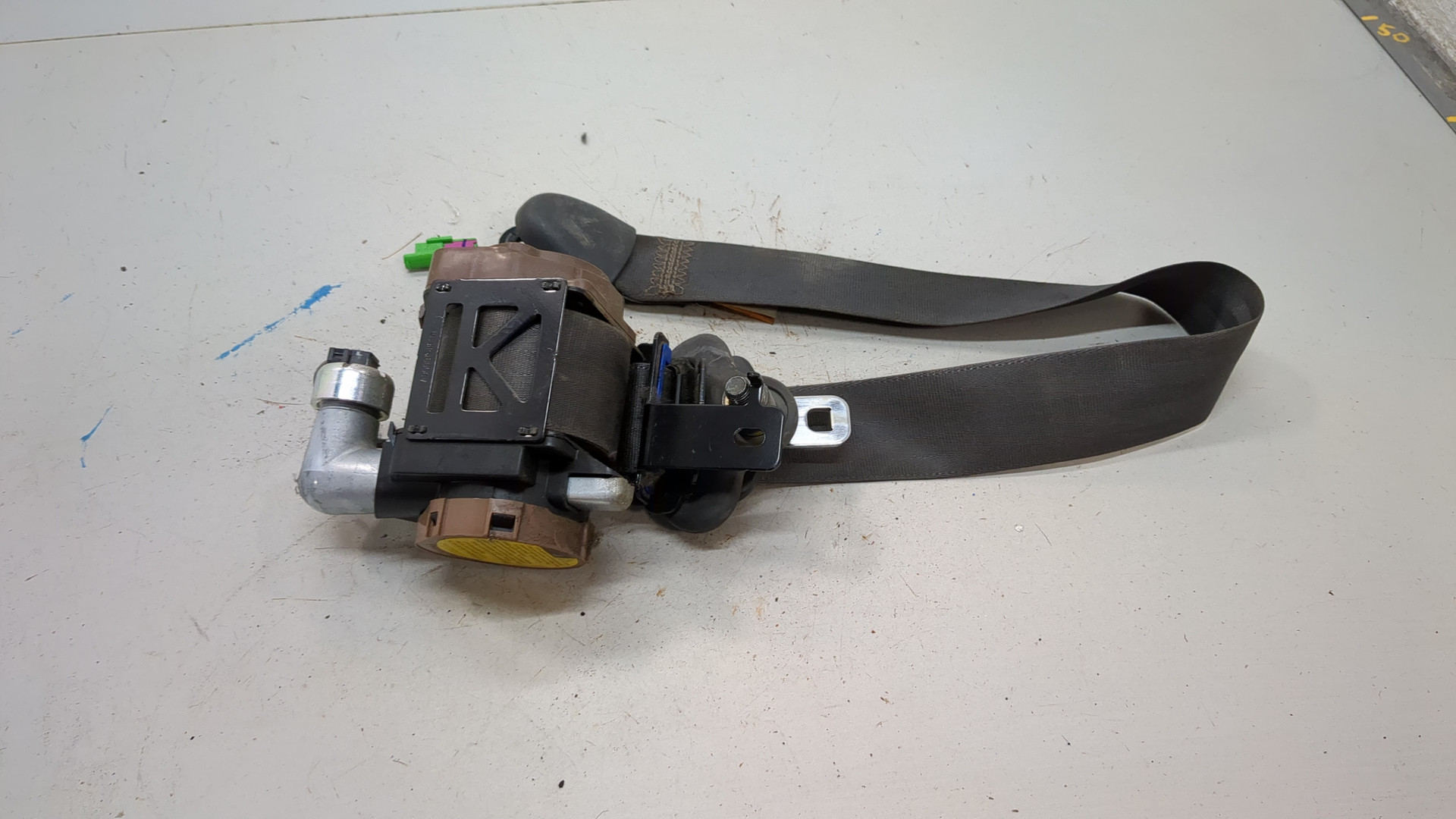 Ремень безопасности