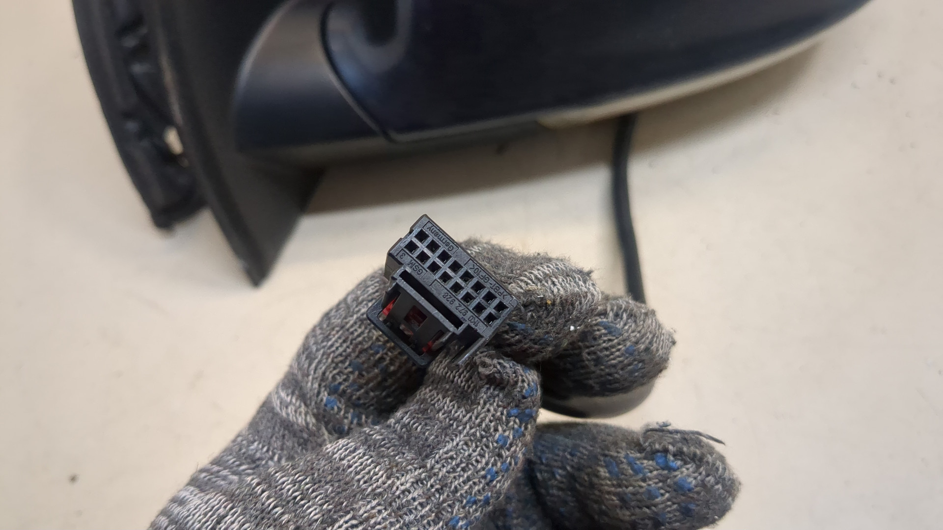 Зеркало левое электрическое