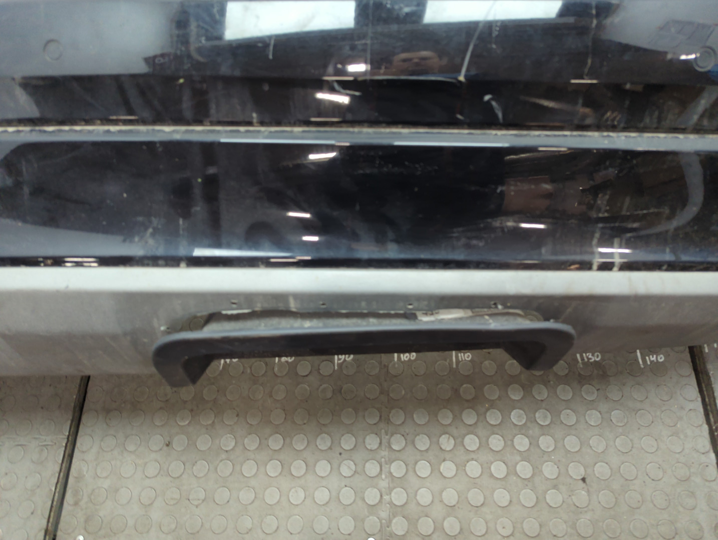 Бампер задний