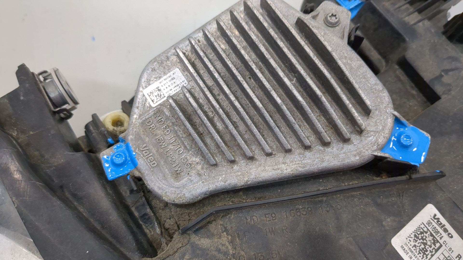 Фара правая