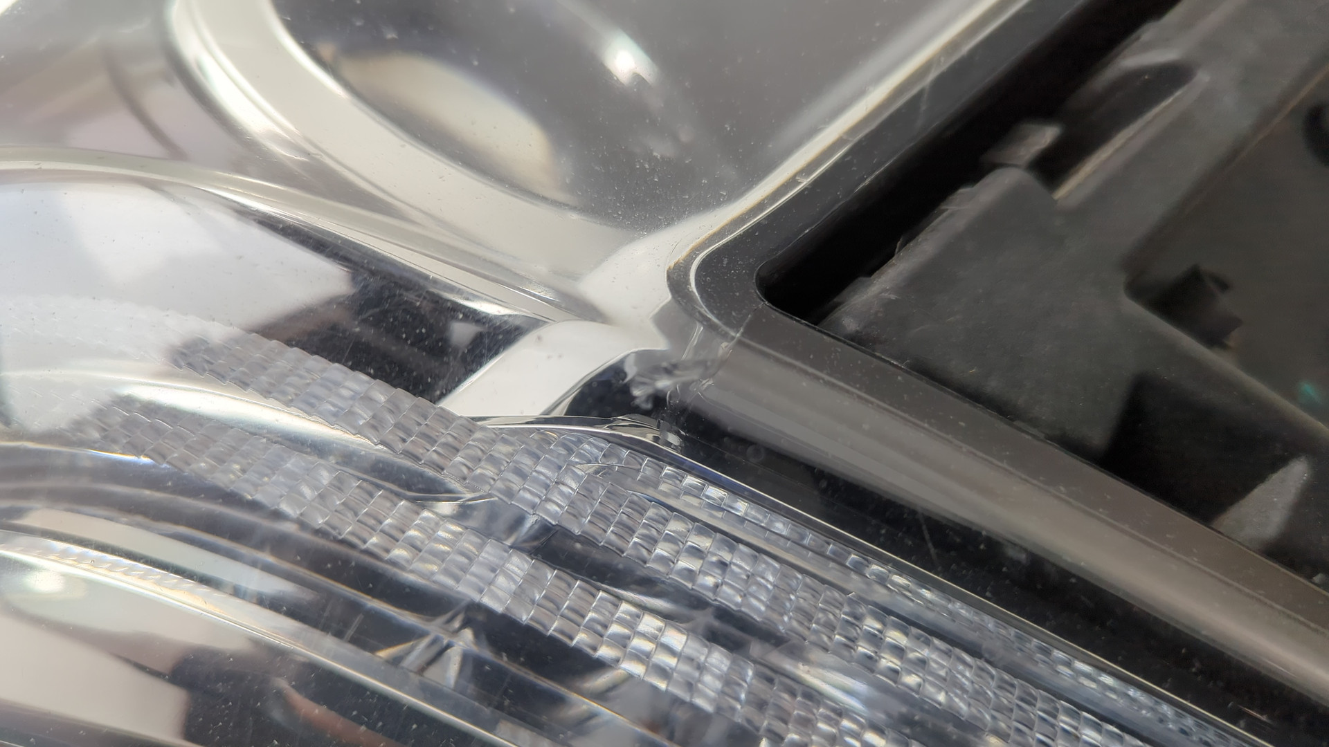 Фара правая