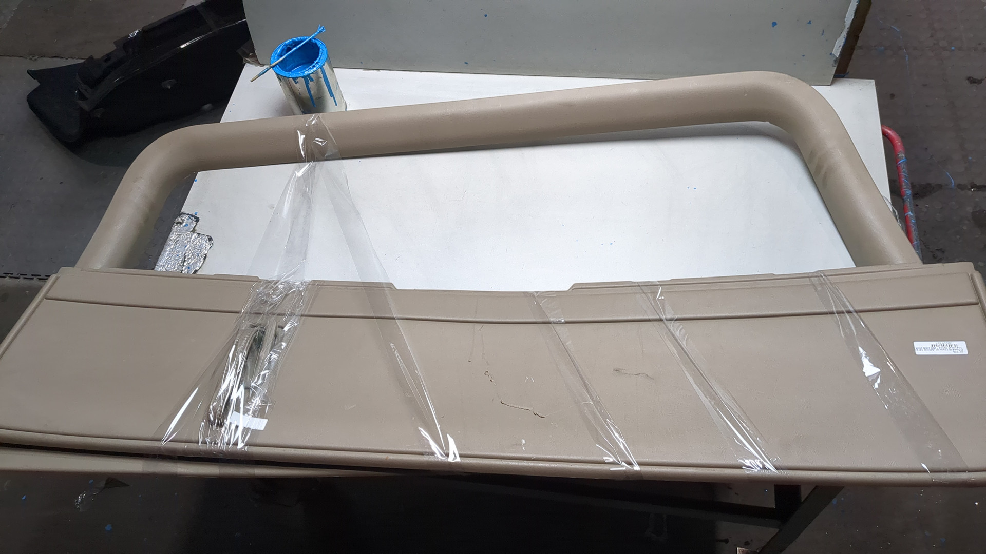 Обшивка двери багажника