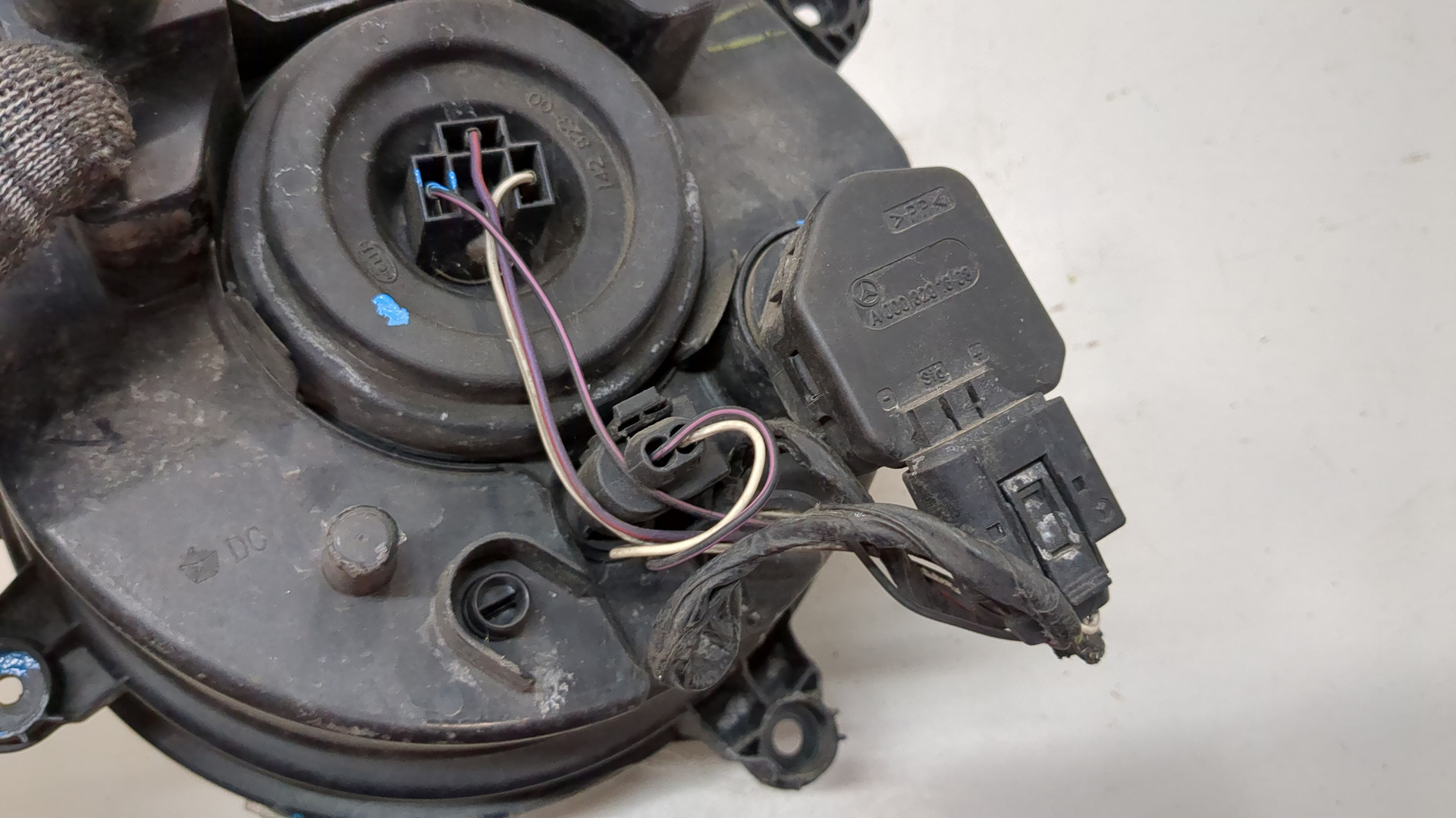 Фара правая