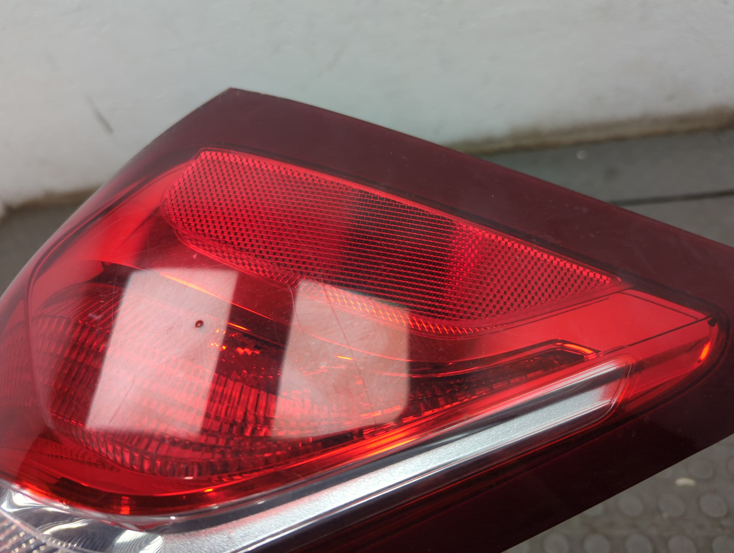 Фонарь задний левый